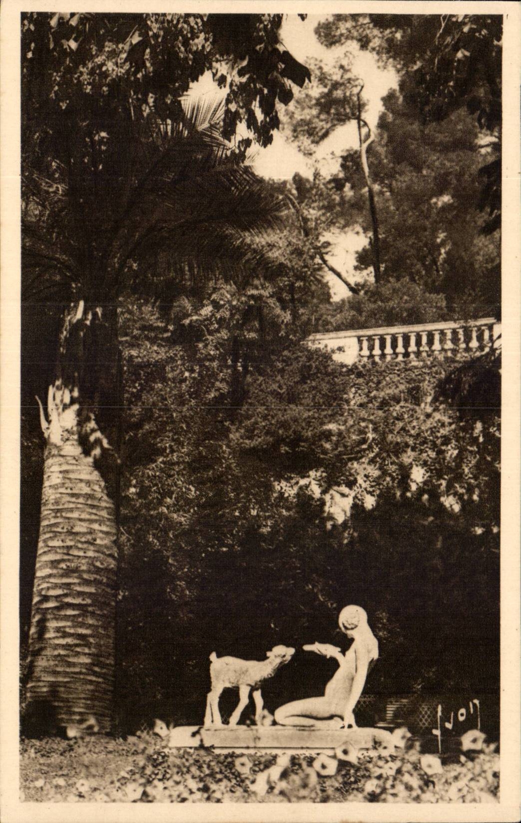 Jardin de CPA Nimes de la fuente