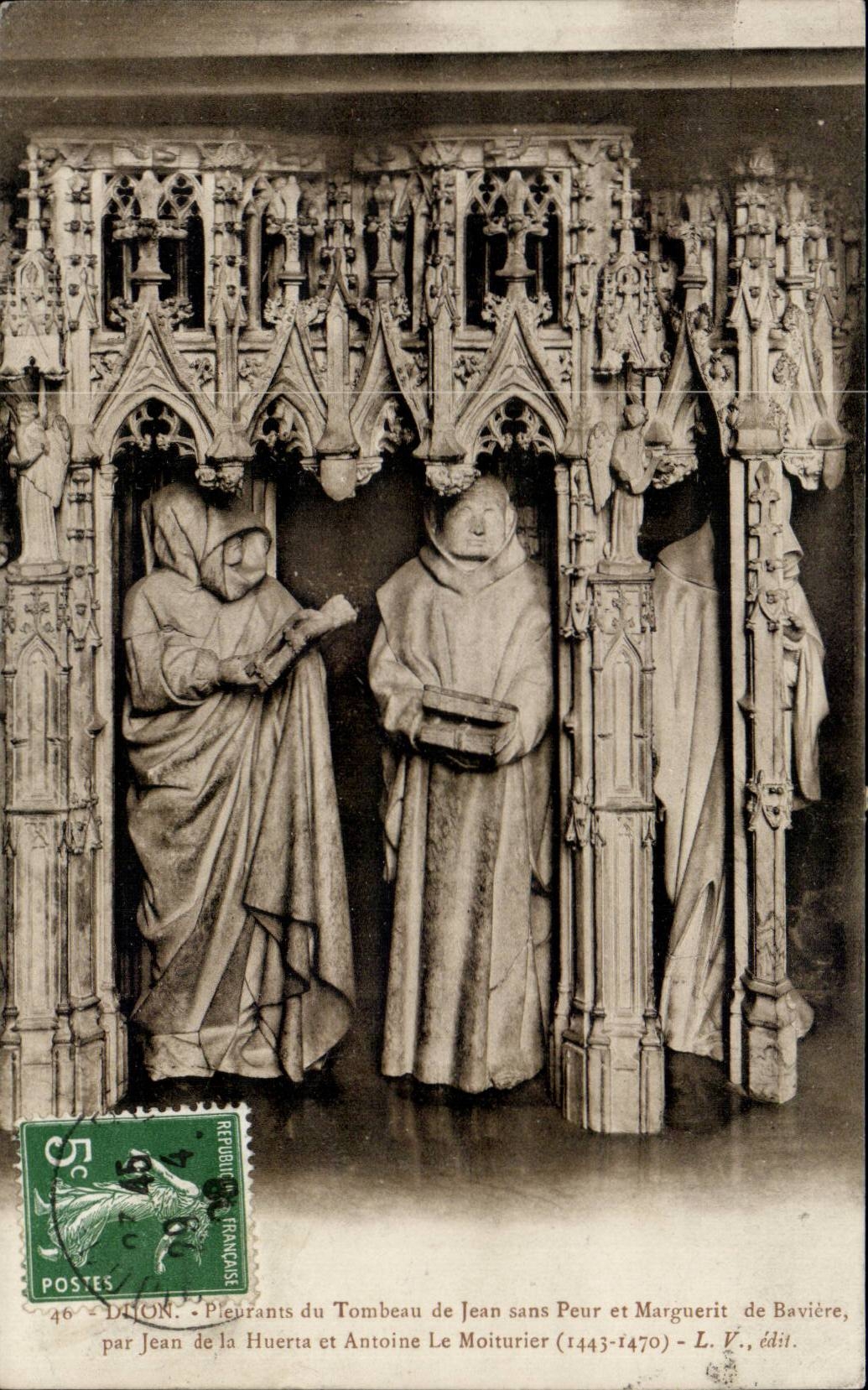 Crying CPA Dijon of the tomb of Jean without fear and Marguerit of Bavaria and Jean of Huerta and Antoine Le Moiturier
