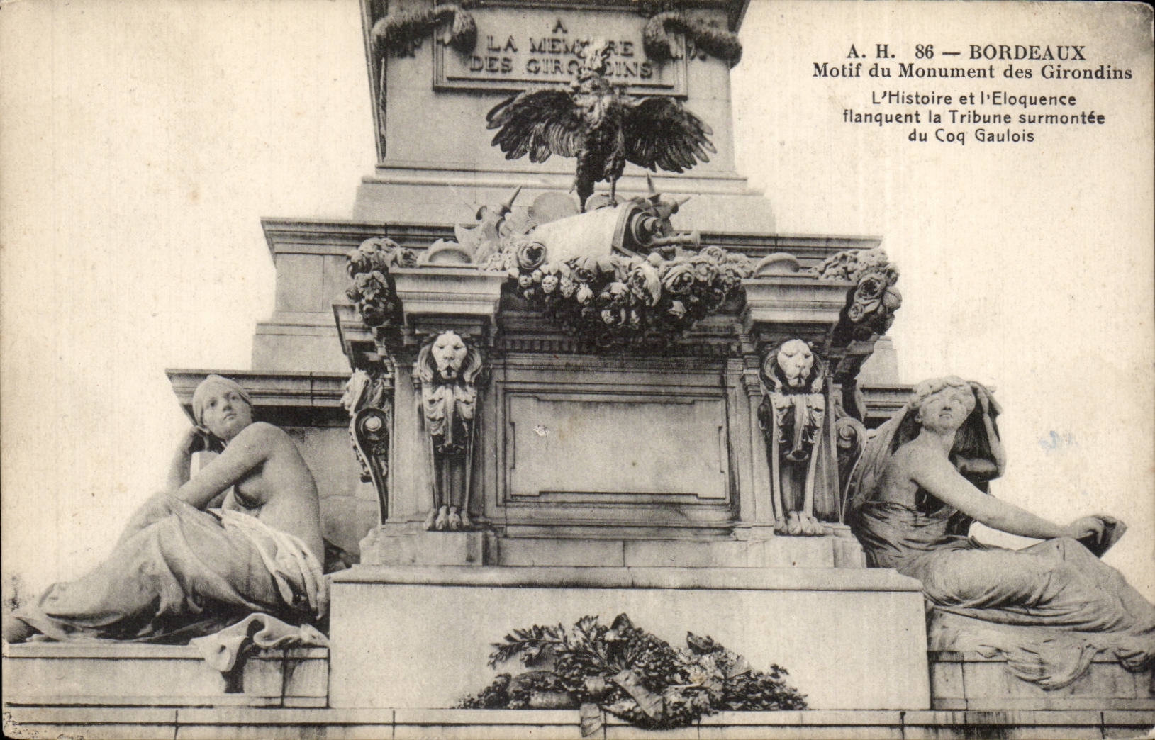 CPA Bordeaux Reason for the monument of the Of Gironde ones