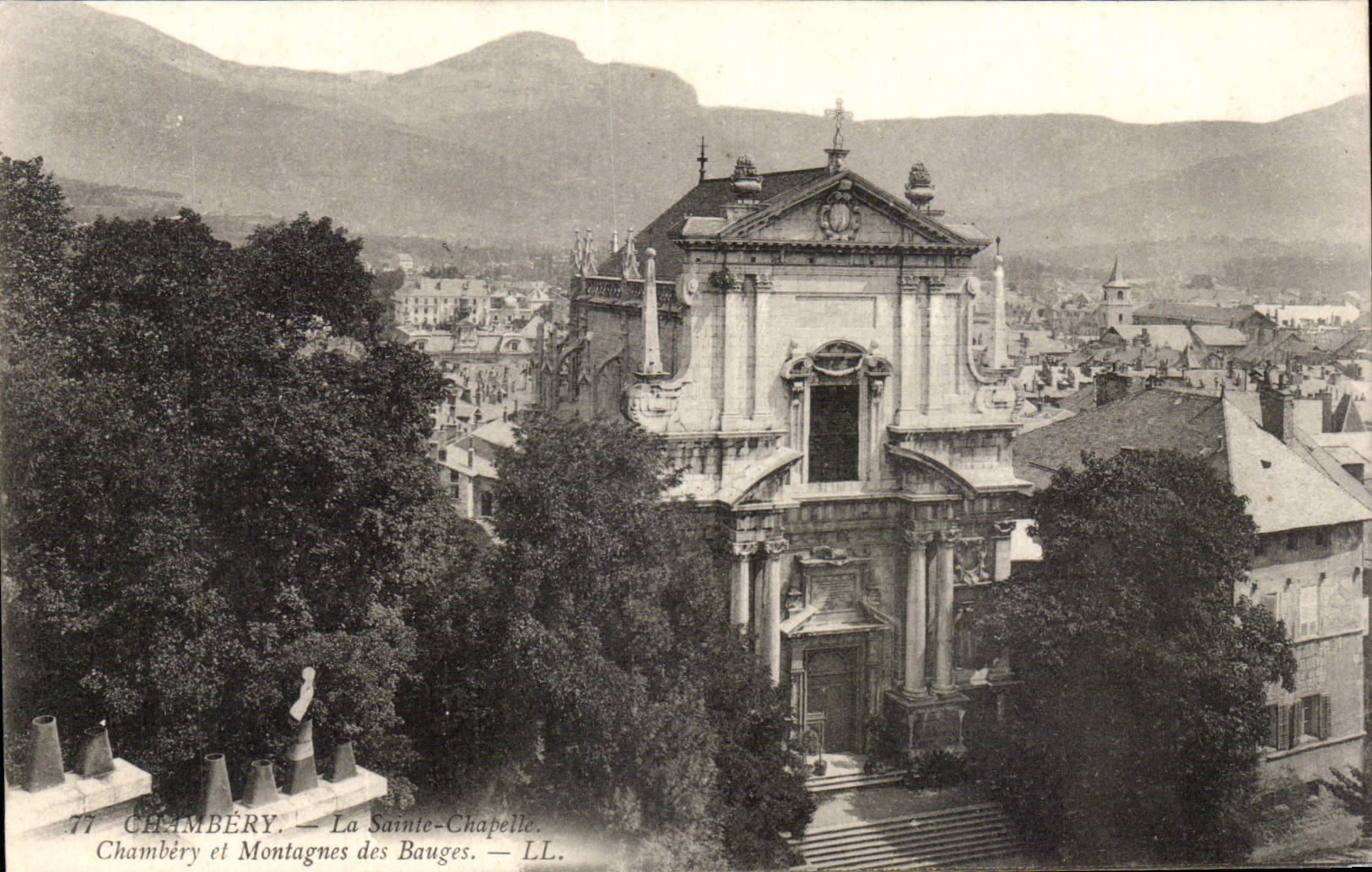 CPA Chambery the holy Chambery Vault and mountains of the Wallows