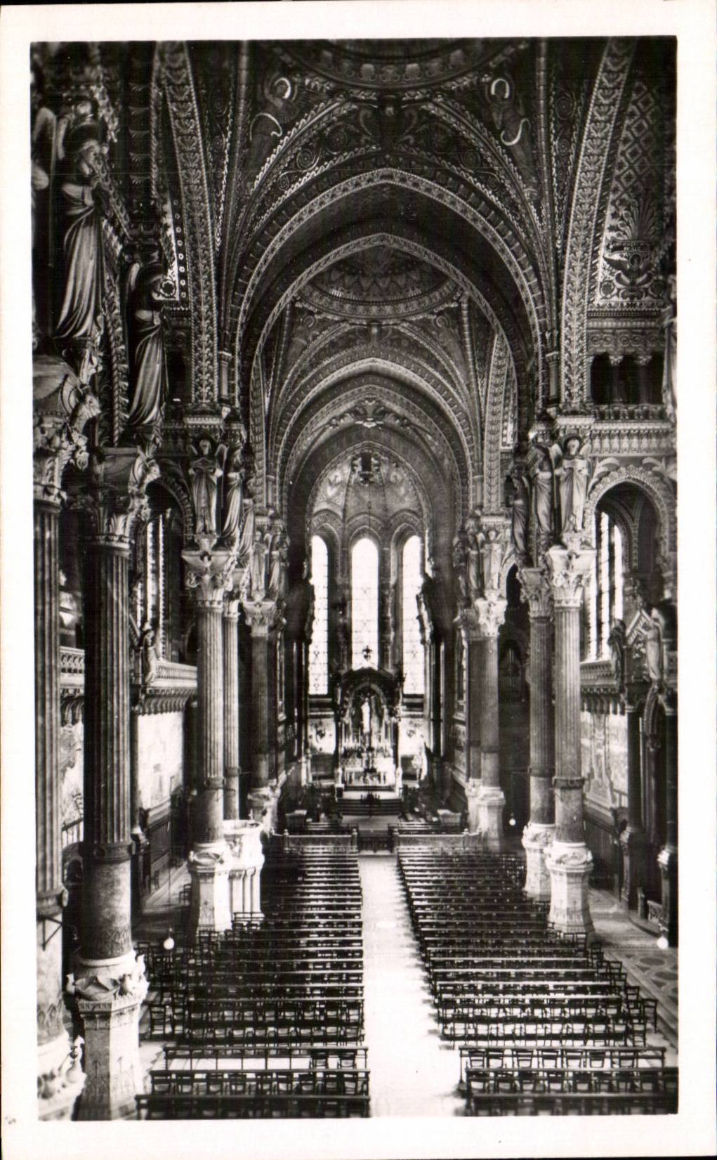 CPSM Lyon Basilica of Fourviere the great nave