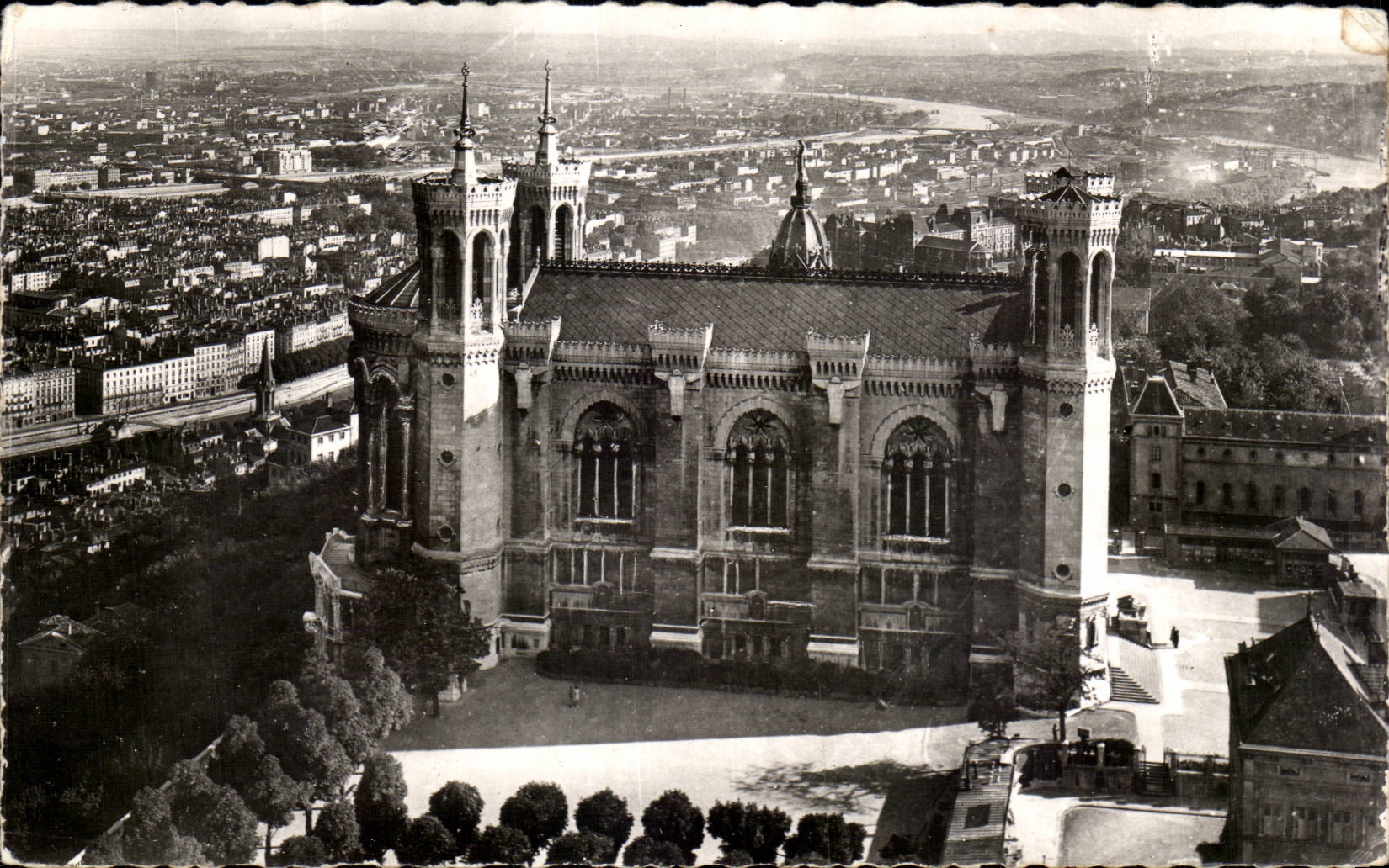CPSM Lyon the basilica of Fourviere seen of the metal tower