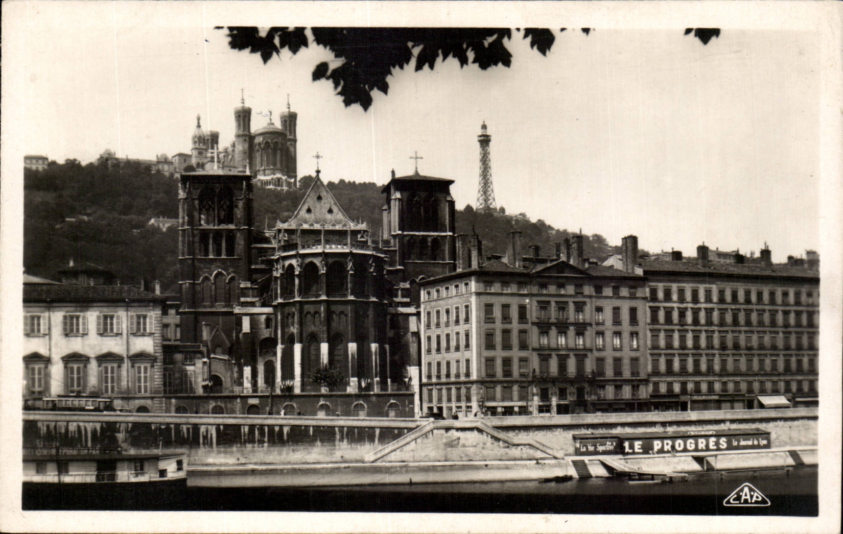 CPSM Lyon the basilica Nof Fourviere