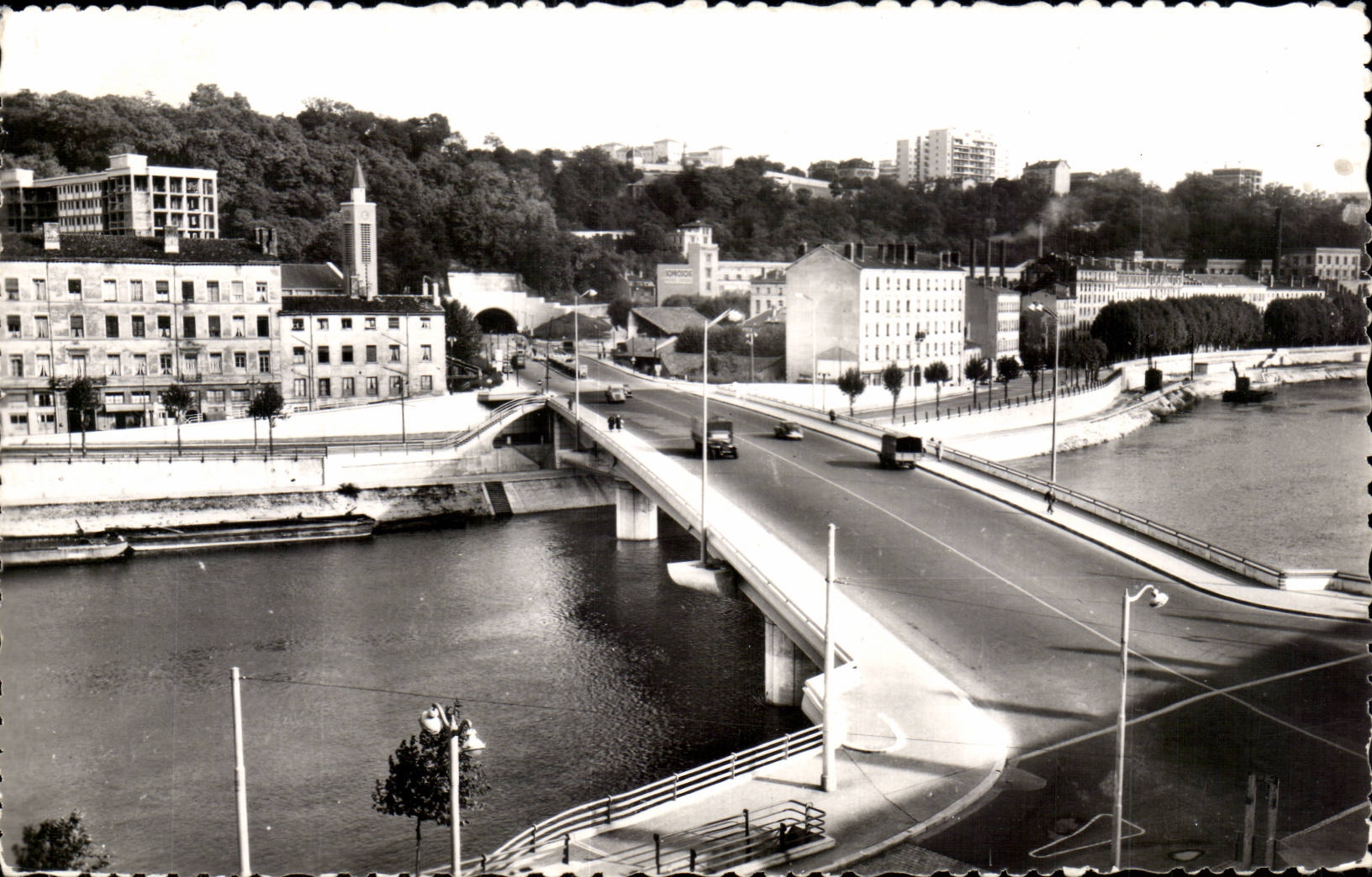 CPSM Lyon the Clemenceau bridge on the Saone Entering of the tunnel under the hill of the Russet-red Cross