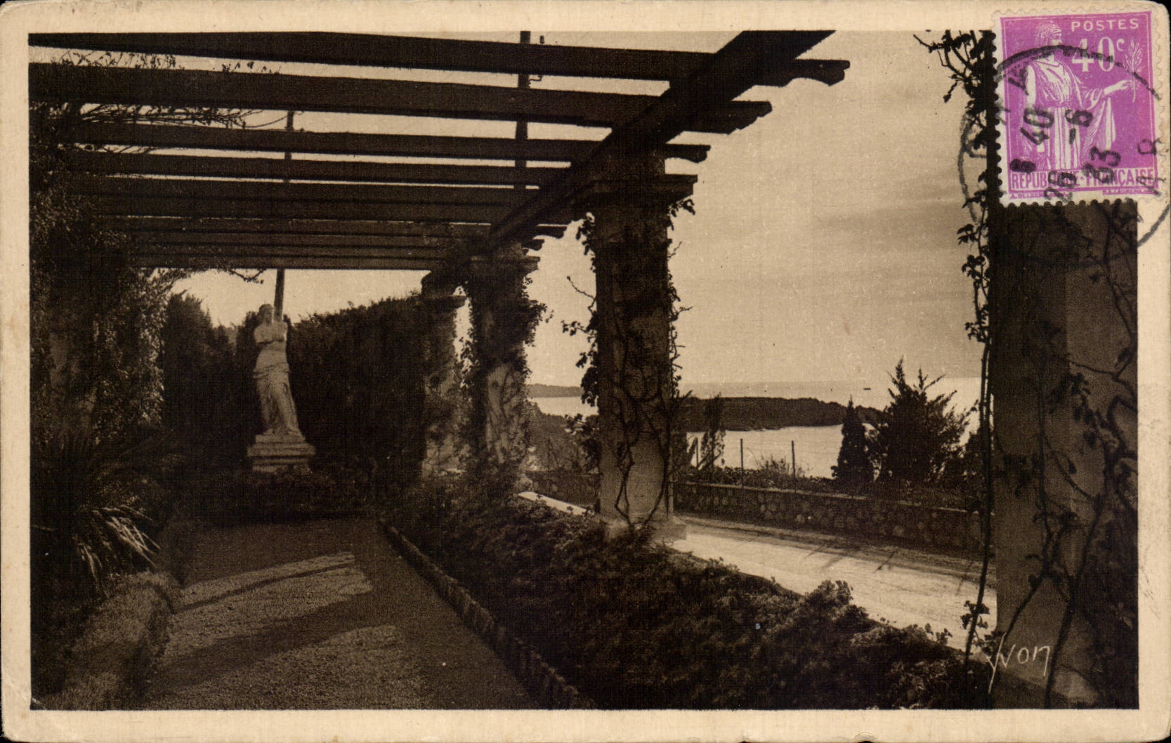 CPA Pergola sur la Cote d Azur