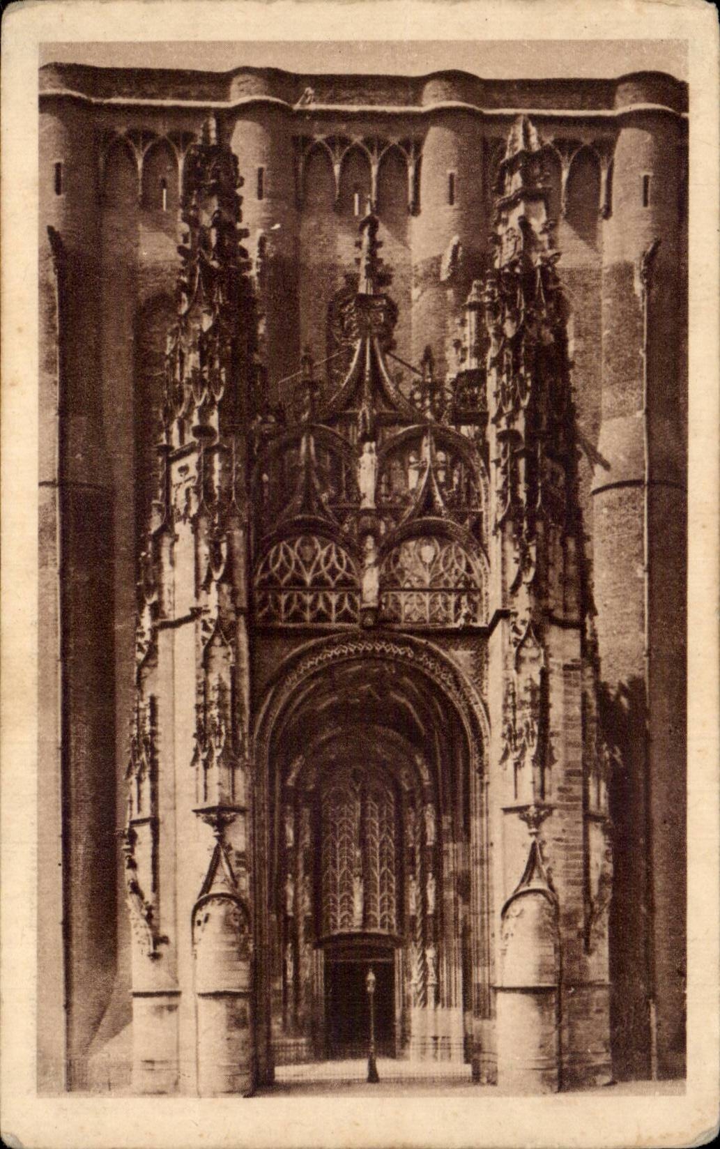 CPA Albi la basilica y el entrar de la puerta
