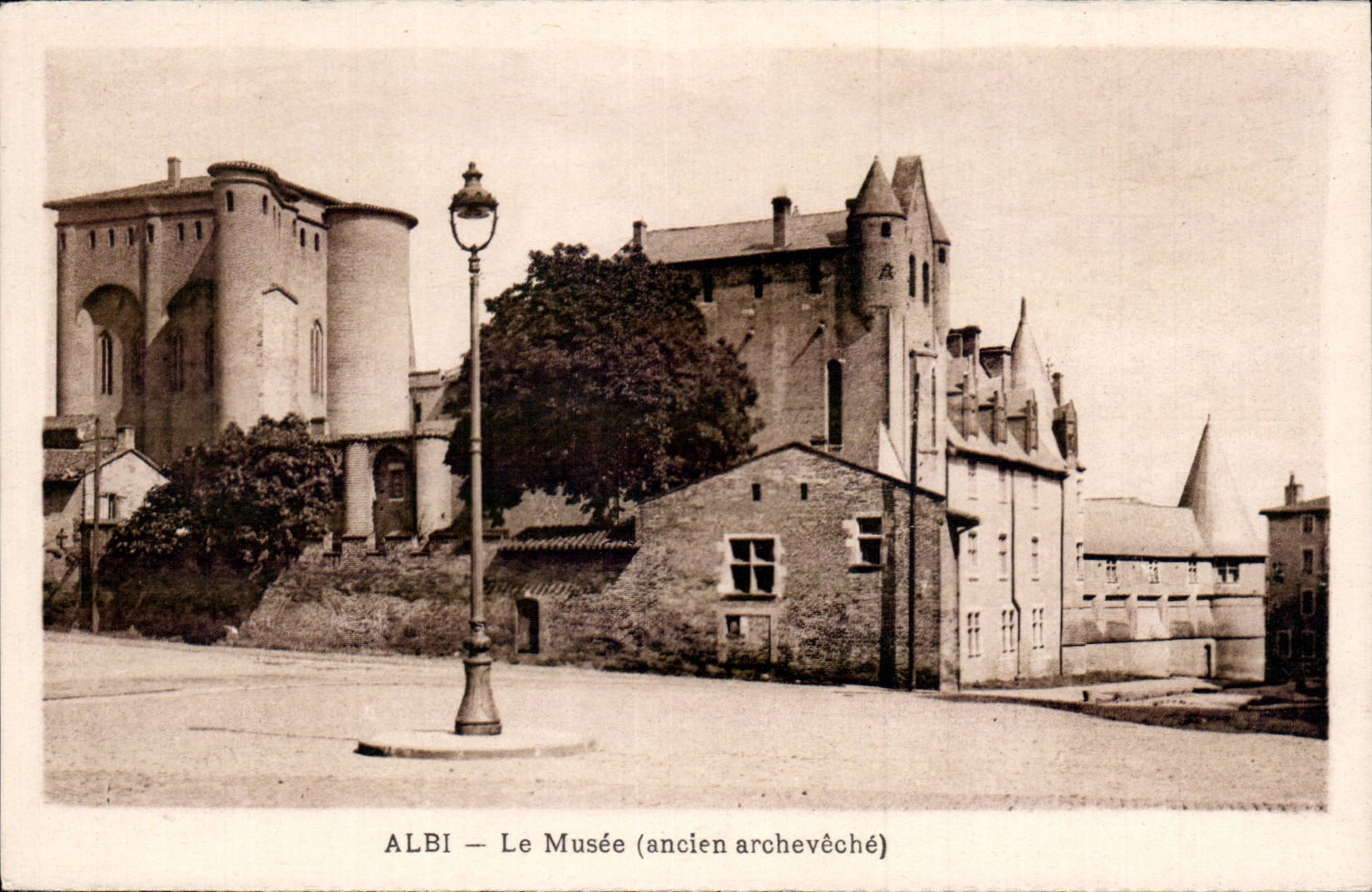 CPA Albi el museo