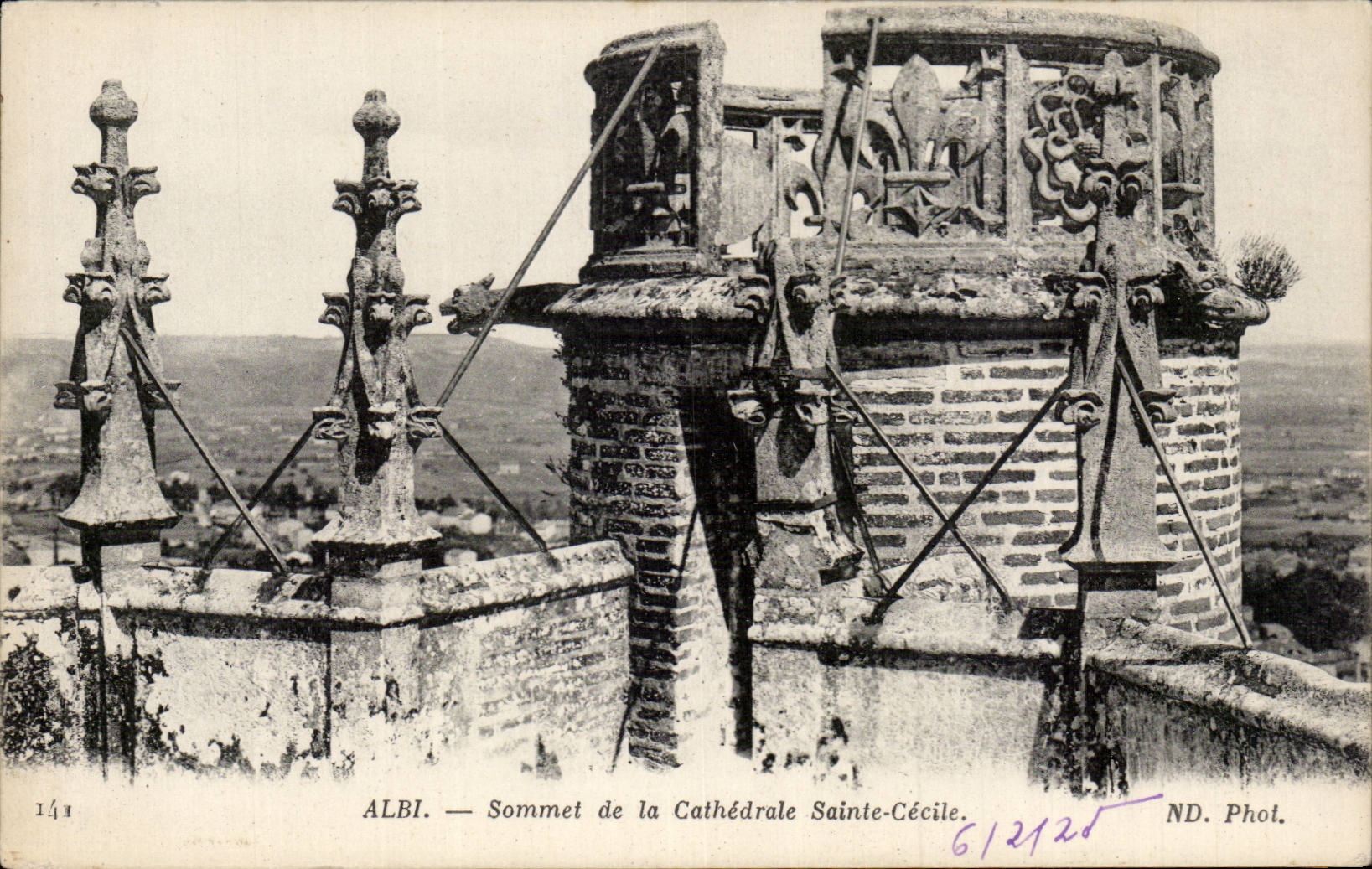 Cumbre de CPA Albi de la catedral Sainte Cecile