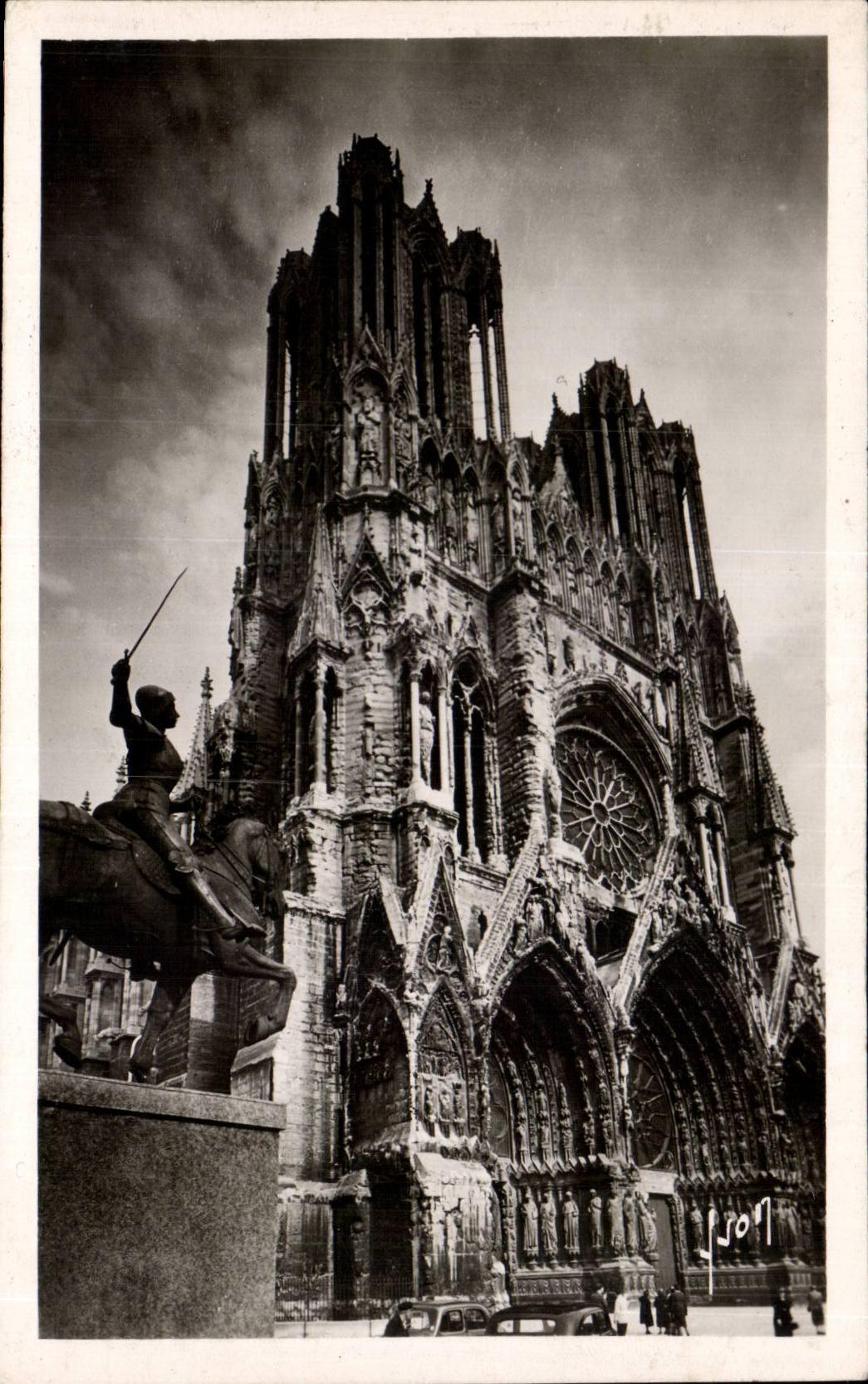 CPA Reims the cathedral