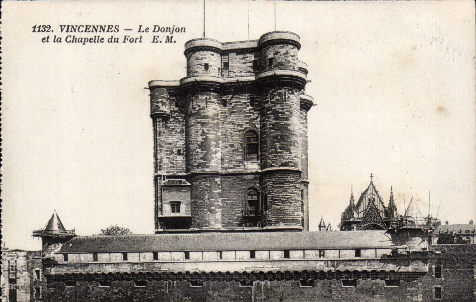CPA Vincennes the keep and the vault of the fort