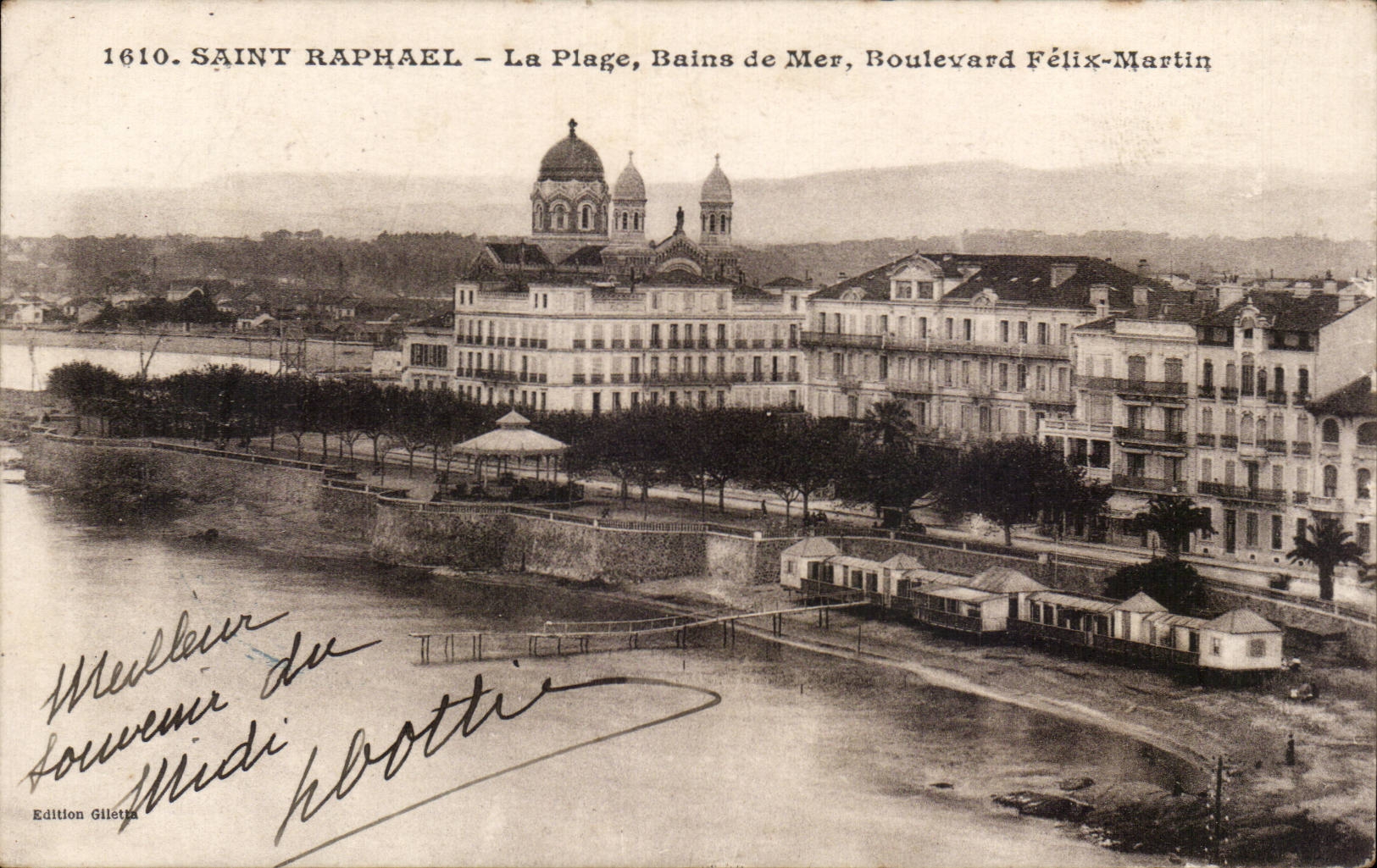 CPA Saint Raphael the beach Sea bathings Boulevard Felix Martin