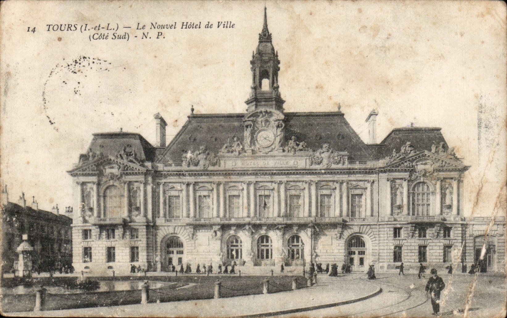 CPA Tours Hotel de ville