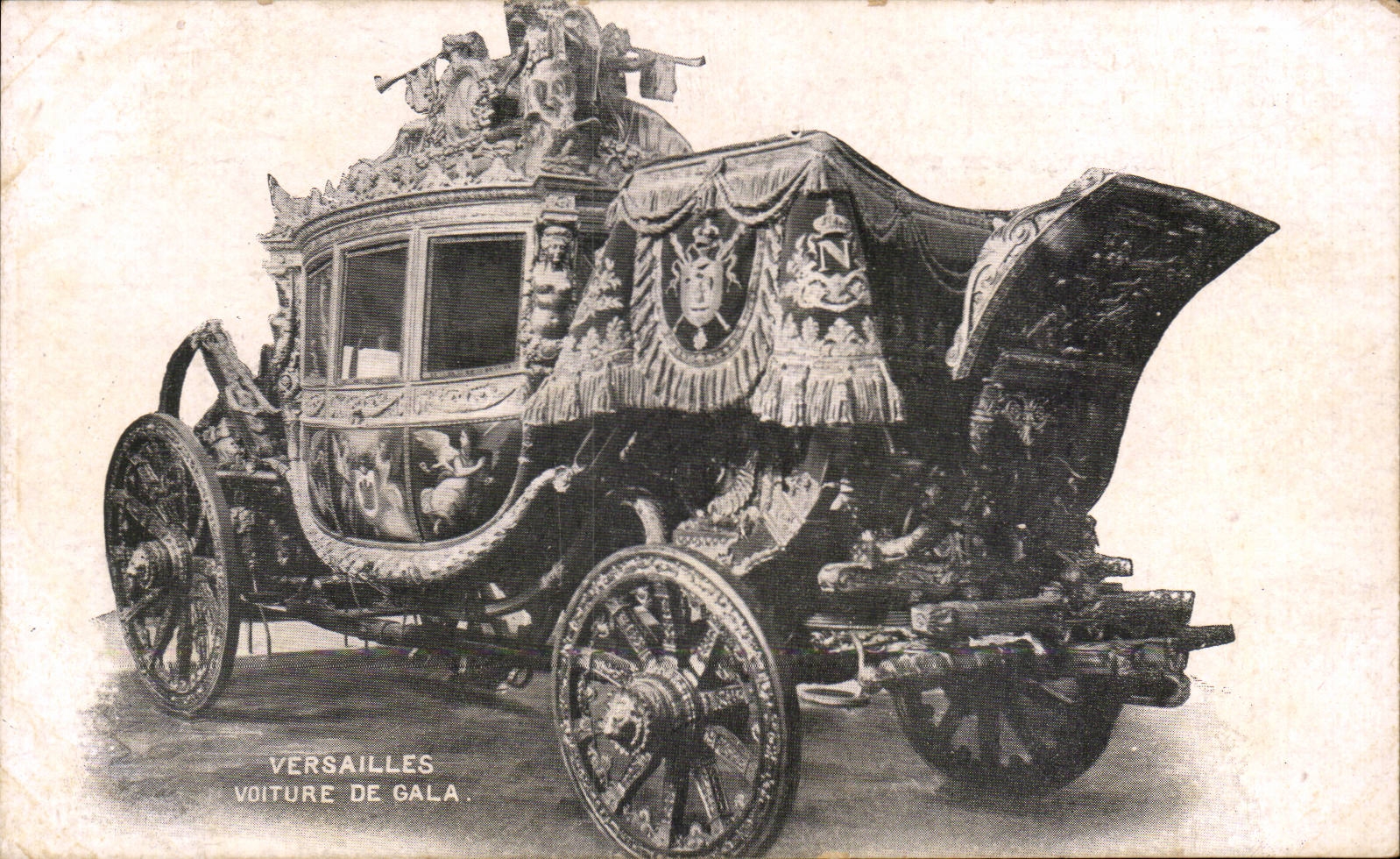 CPA Versailles Voiture de gala
