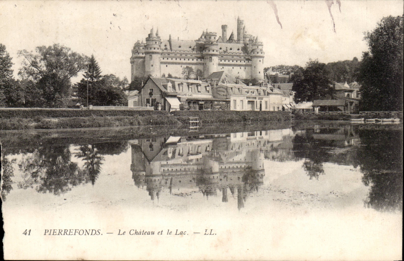CPA Pierrefonds el castillo y el lago