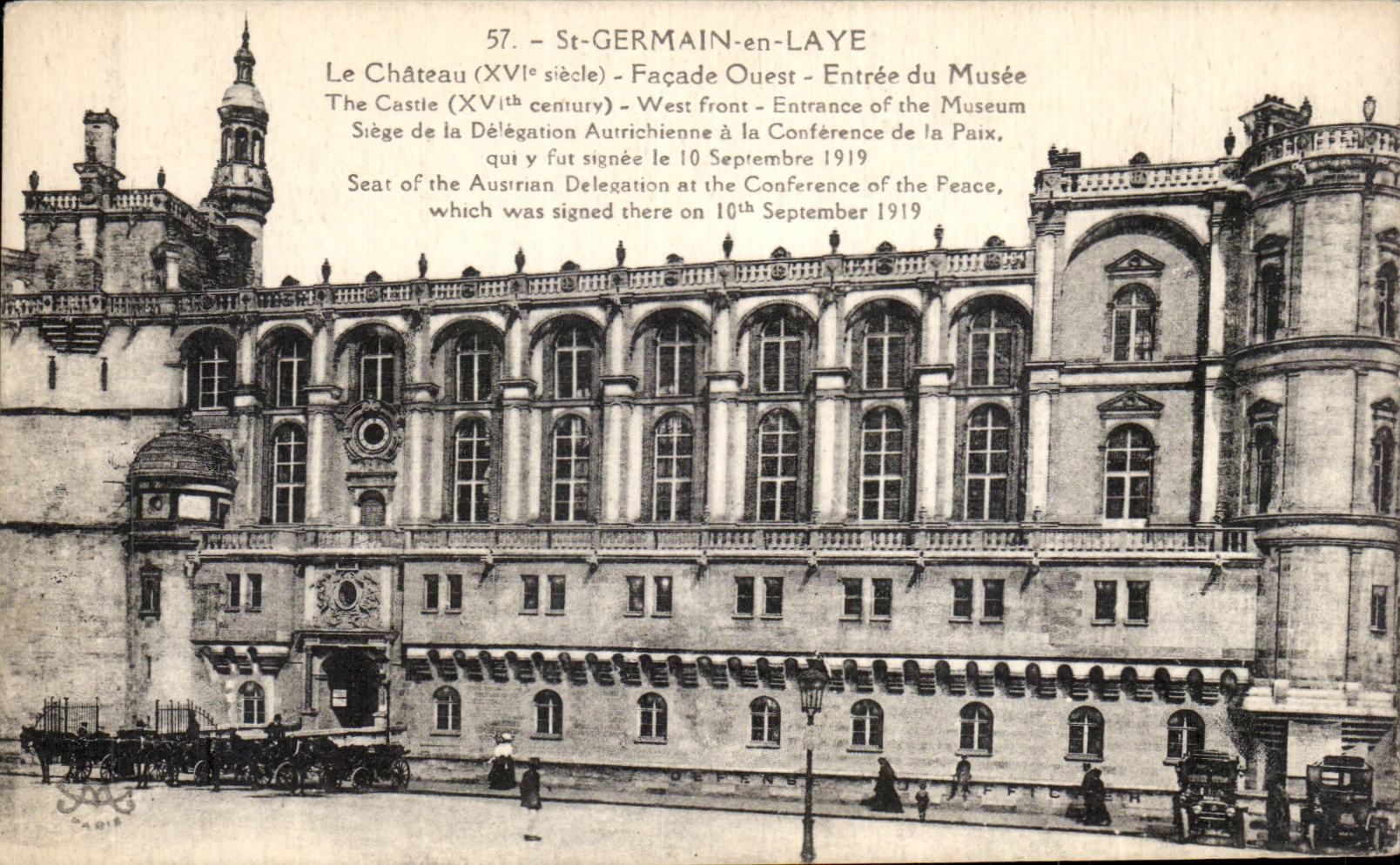 CPA St Germain en Laye Le chateau Facade Ouest Entree du musee