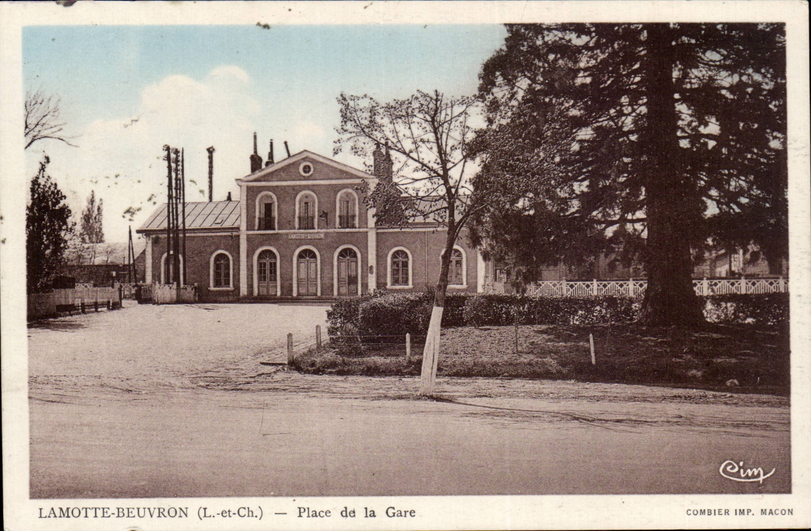 CPA Lamotte Beuvron Places station