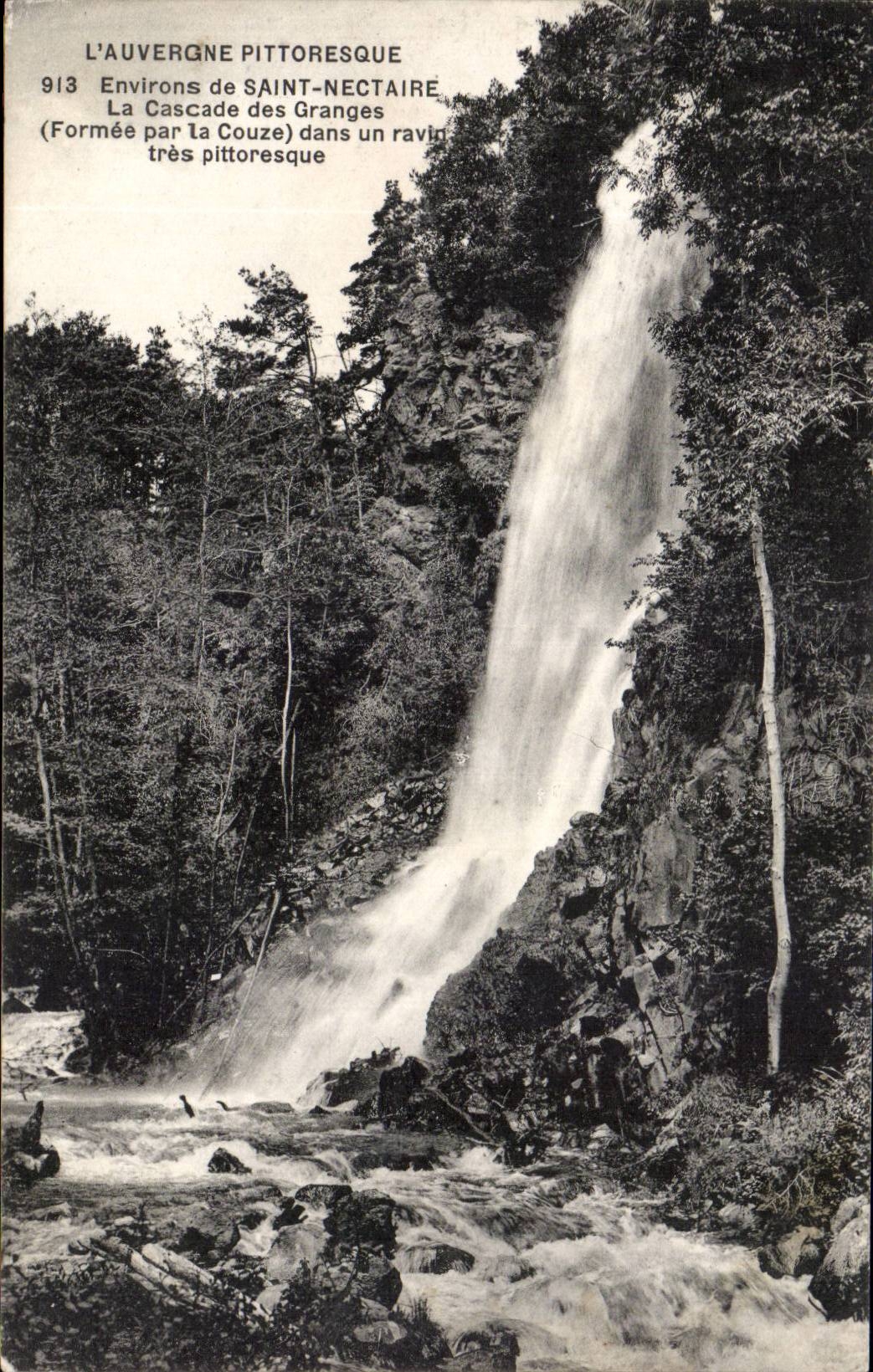 CPA Surroundings of Saint Nectary the cascade of the Barns