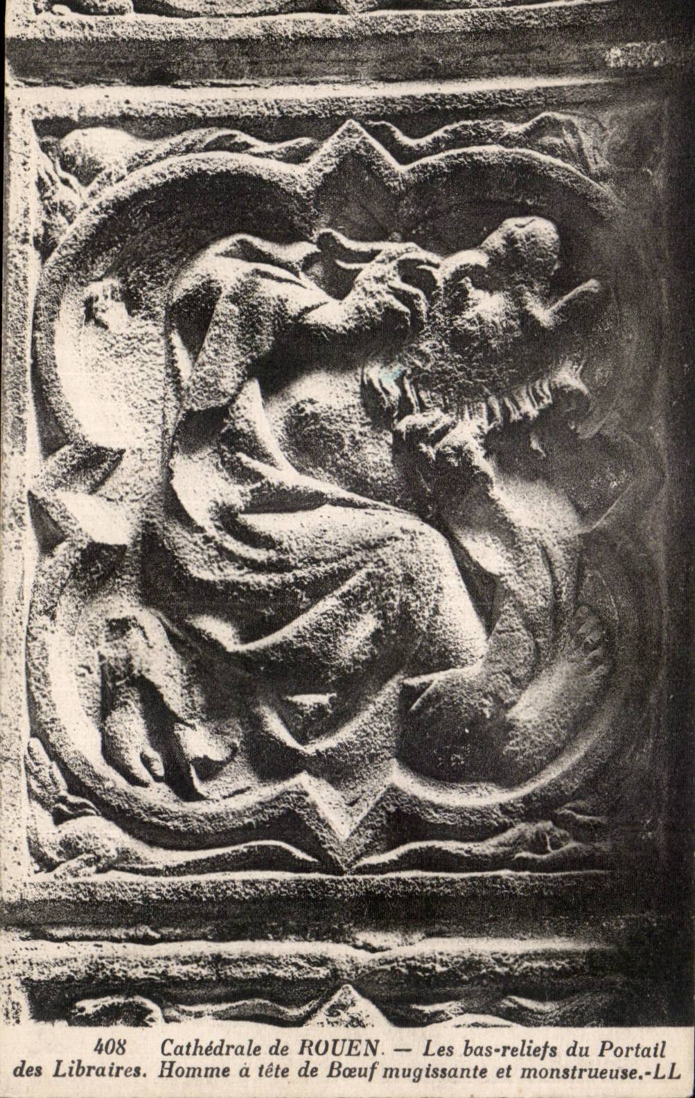 CPA Cathedrale of Rouen the low reliefs of the gate of the Homme booksellers has ox head