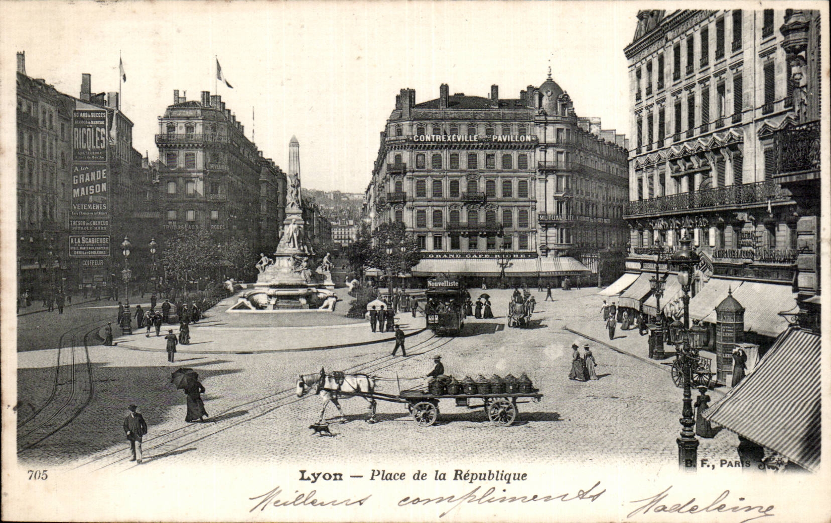 CPA Lyon Places Republic