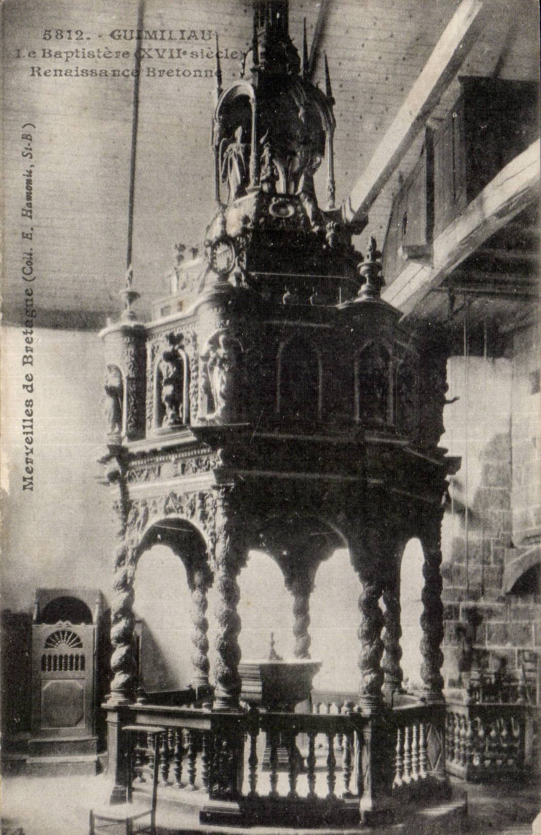 CPA Guimiliau the baptistry Renaissance Breton
