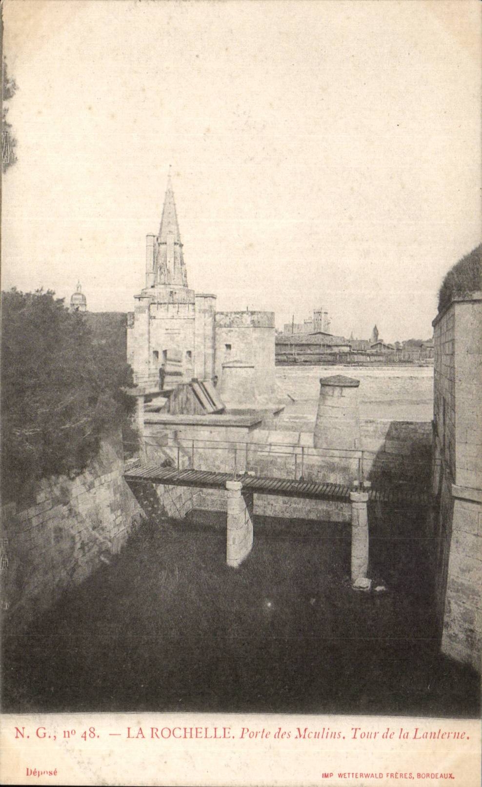 Puerta de CPA La Rochelle de Moulins la torre de la linterna