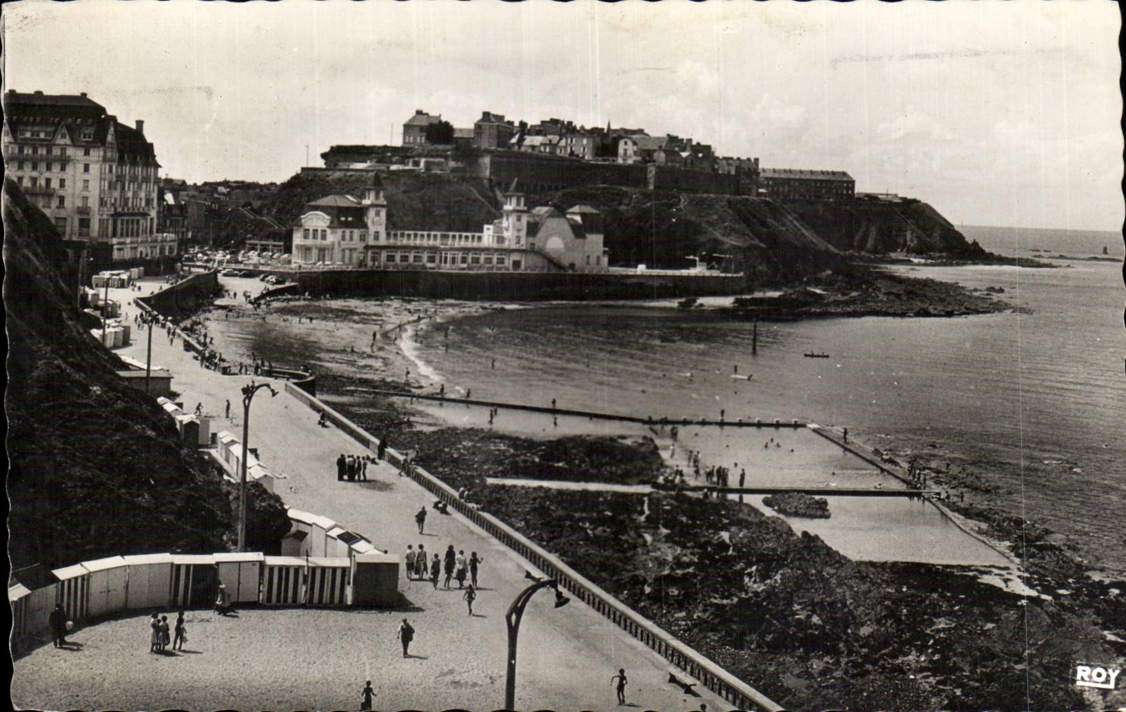 CPSM Granville La plage le casino