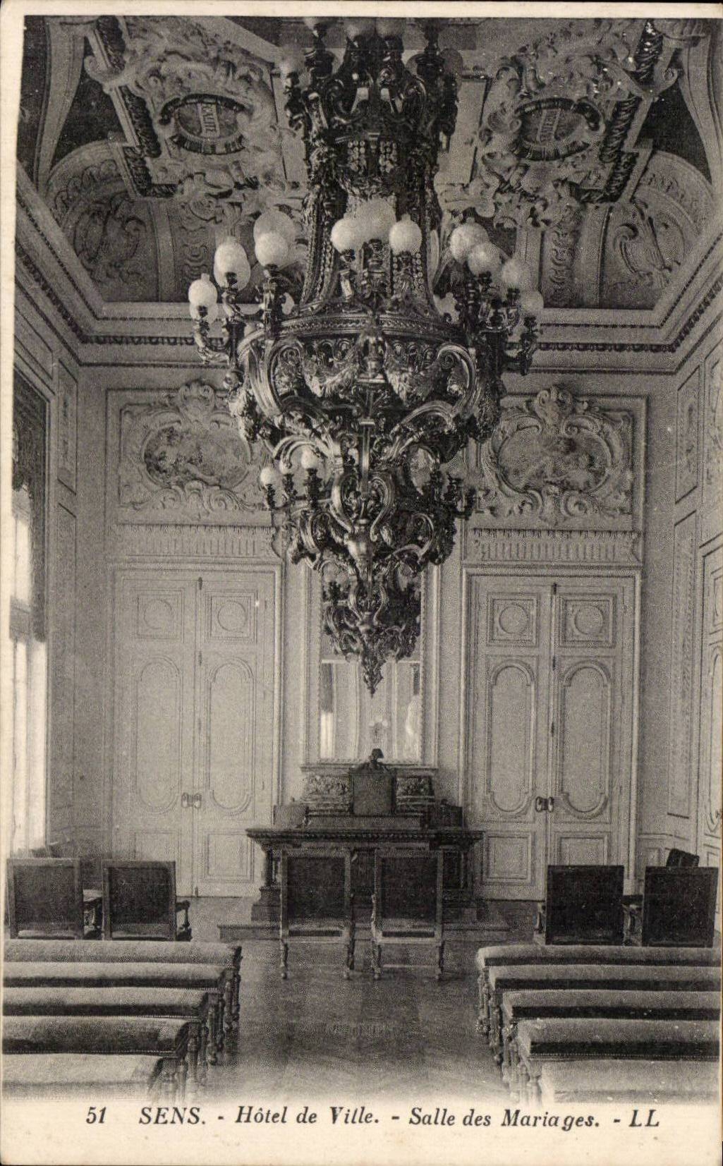 CPA Sens Town hall Rooms of the marriages