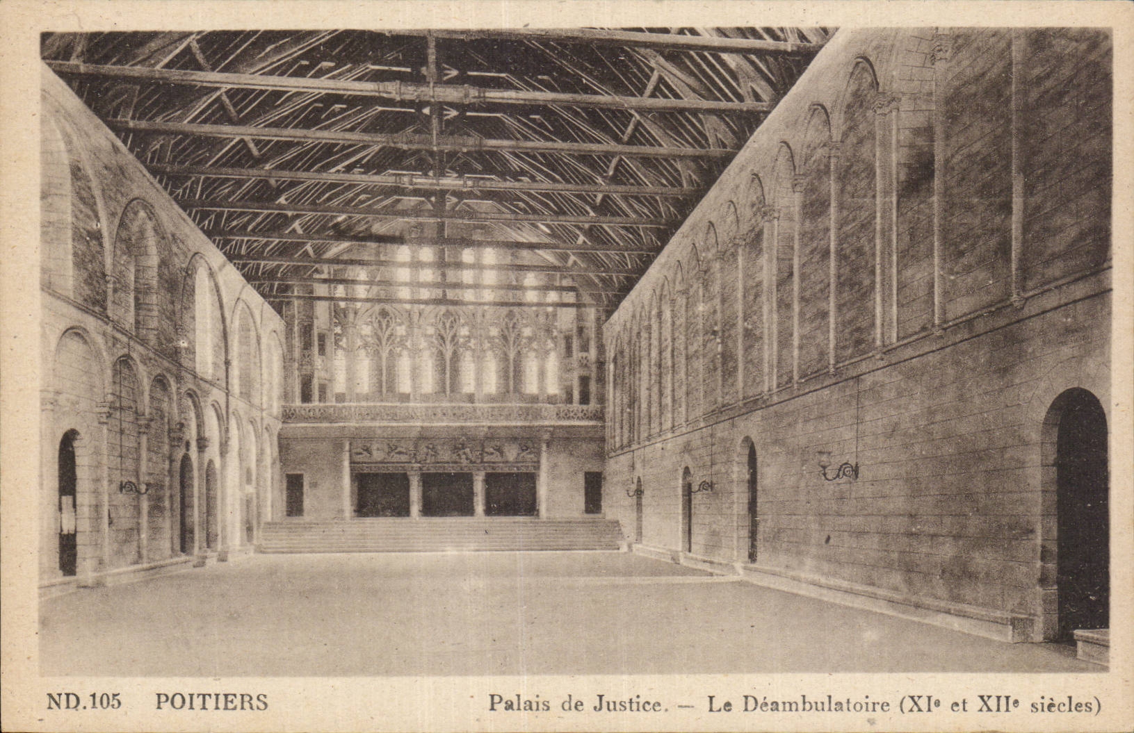 CPA Poitiers Law courts the deambulatoire