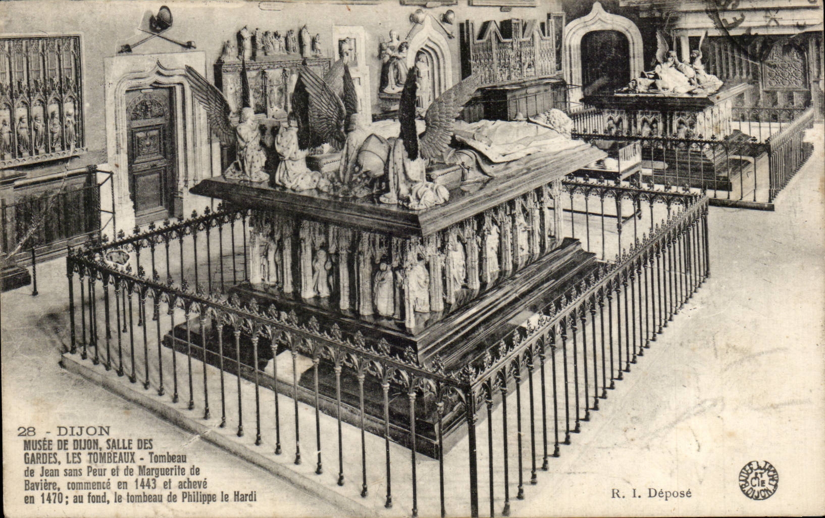 CPA Dijon Museum Room of the guards Jean without fear and Marguerite of Bavaria Tomb