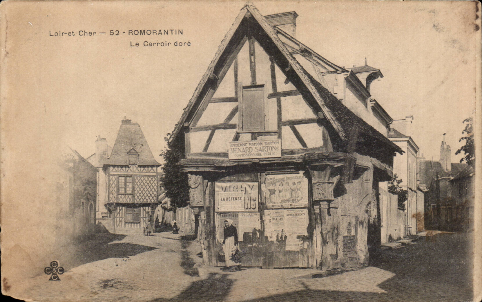 CPA Romoratin to carroir It gilds