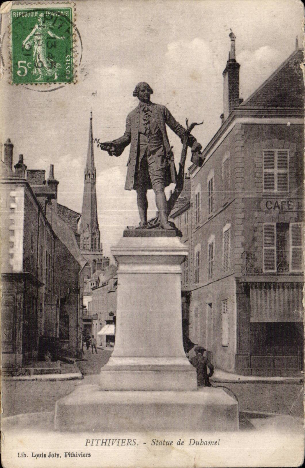 CPA Pithiviers Statue de Duhamel 