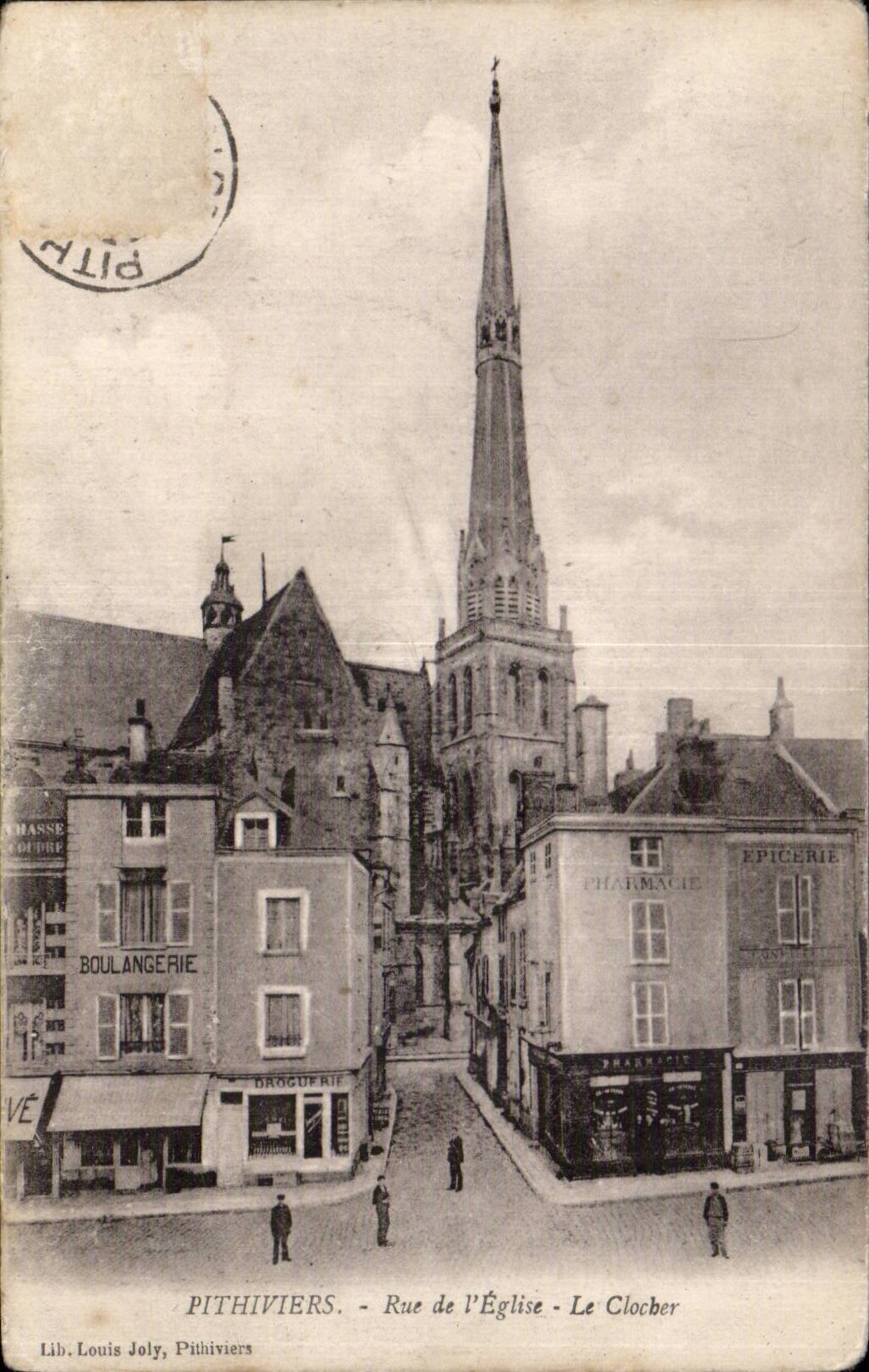 CPA Pithiviers Street of church the bell-tower