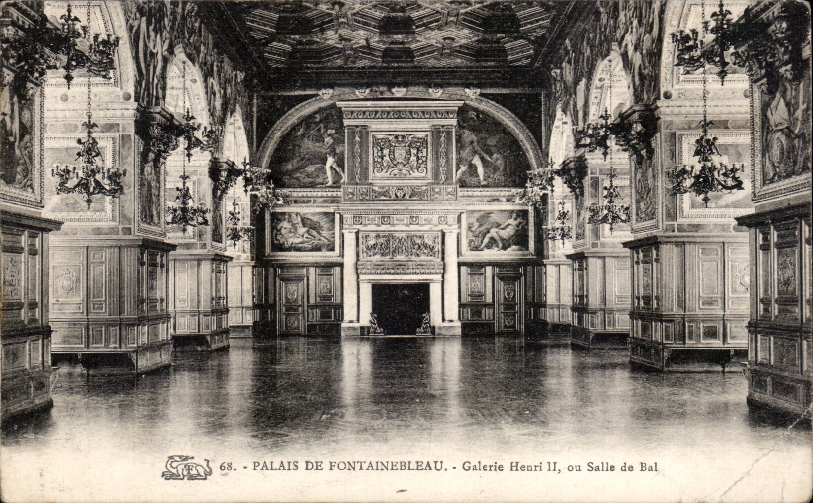 Fontainebleau - Gallery Henri II or Ballroom CPA