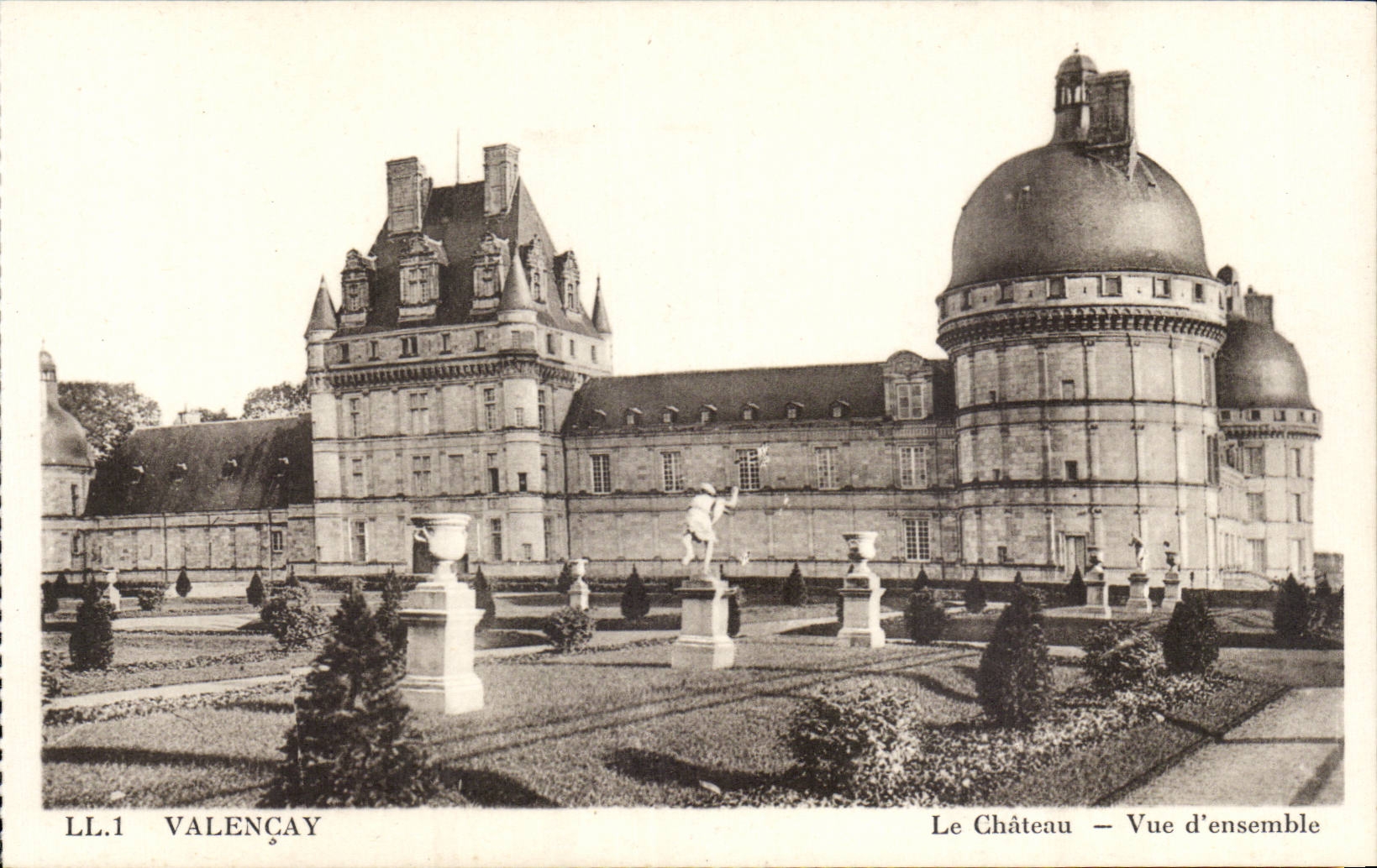 Valencay - el castillo - CPA