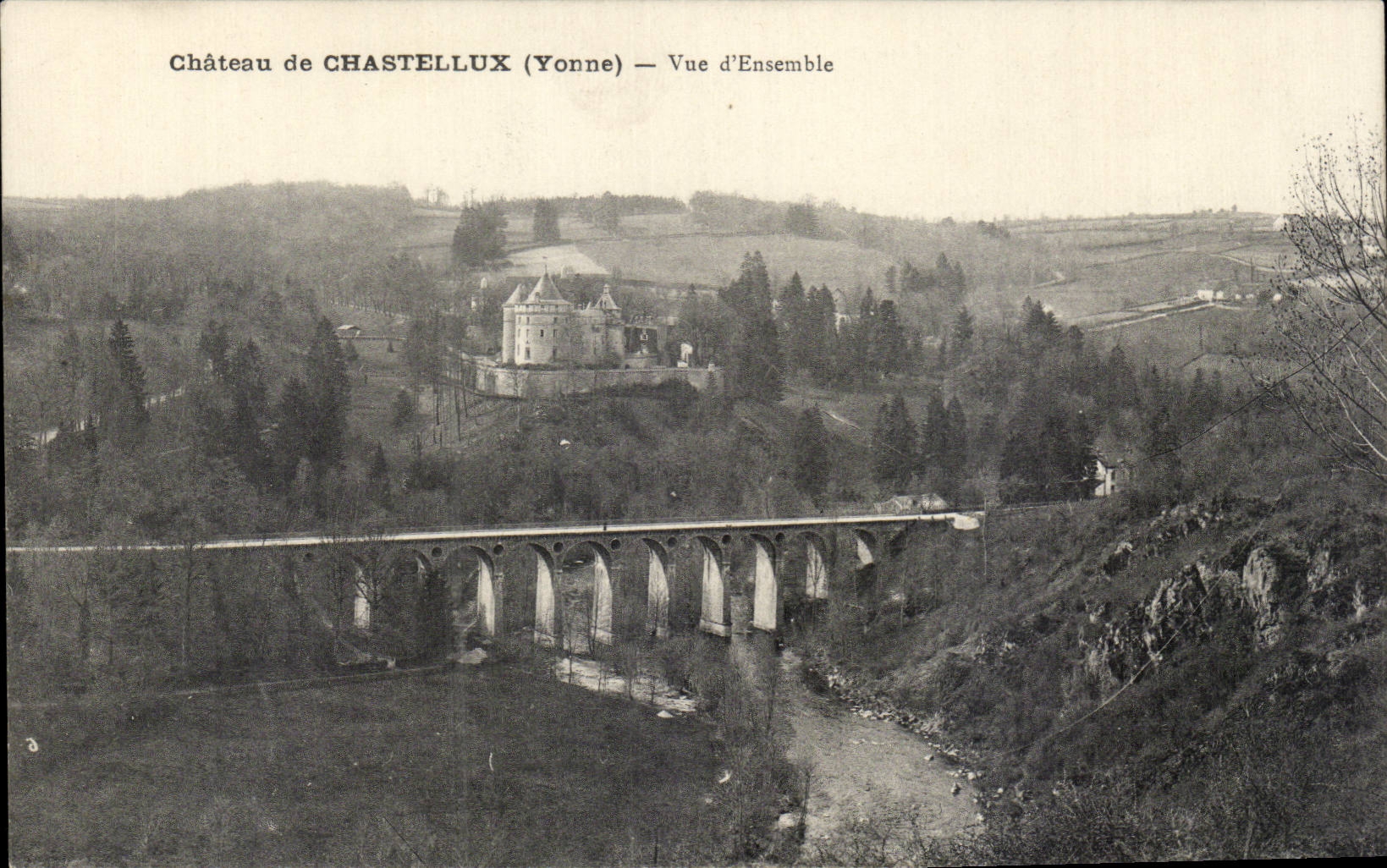castle of Chastellux - View - CPA