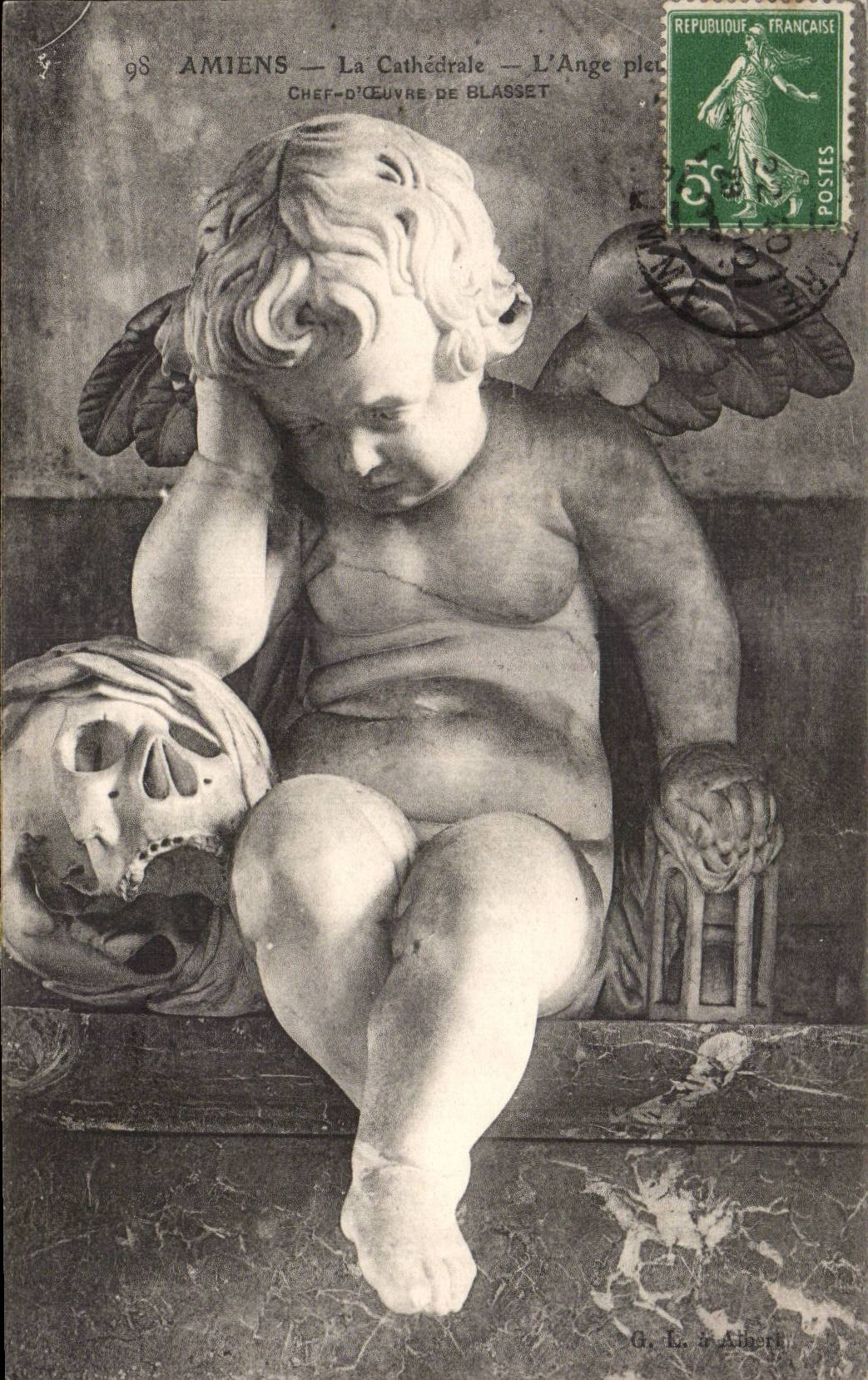 CPA Amiens the cathedral Angel angel