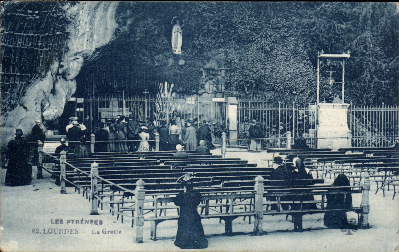 Lourdes - the Cave - CPA