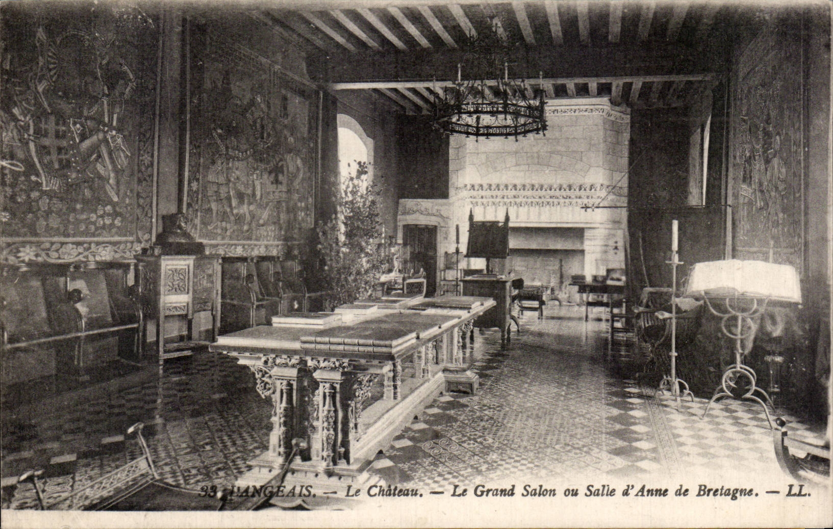 Langeais - the Castle - the Large Living room - CPA