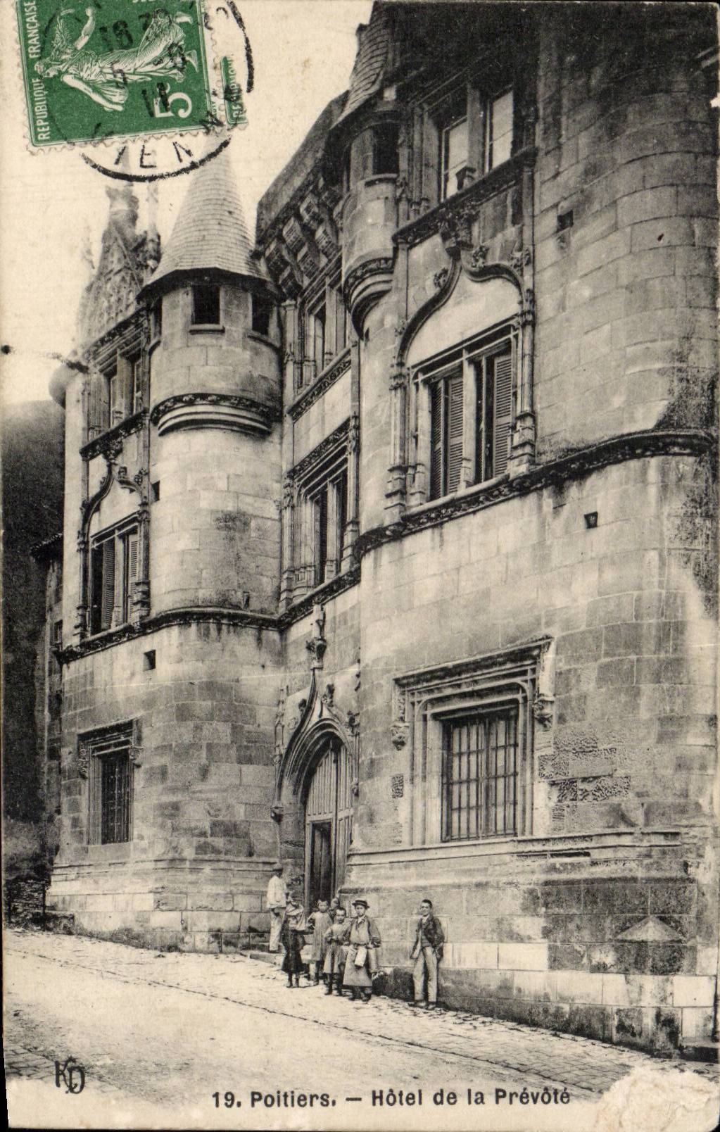 CPA Poitiers Hotel of Prevote