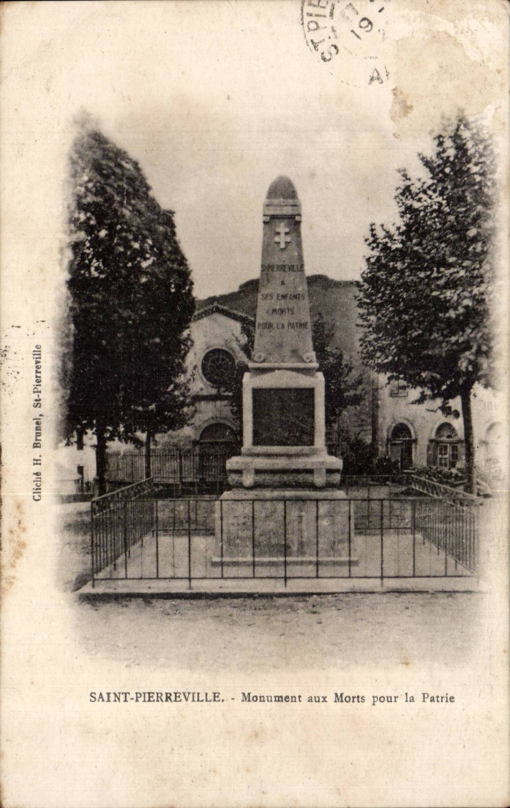 CPA Saint Pierreville War memorial for the fatherland