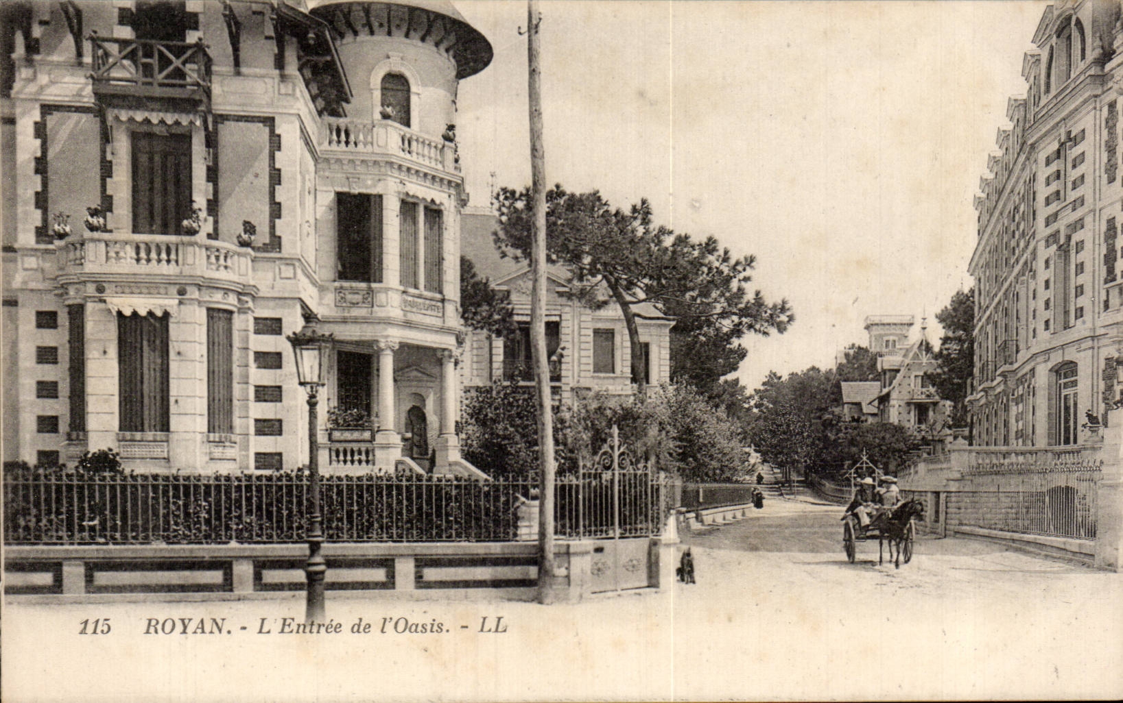 El entrar de CPA Royan del oasis