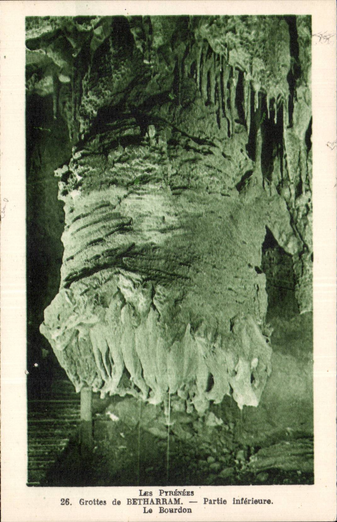 CPA Caves of Betharram caves the Bumblebee