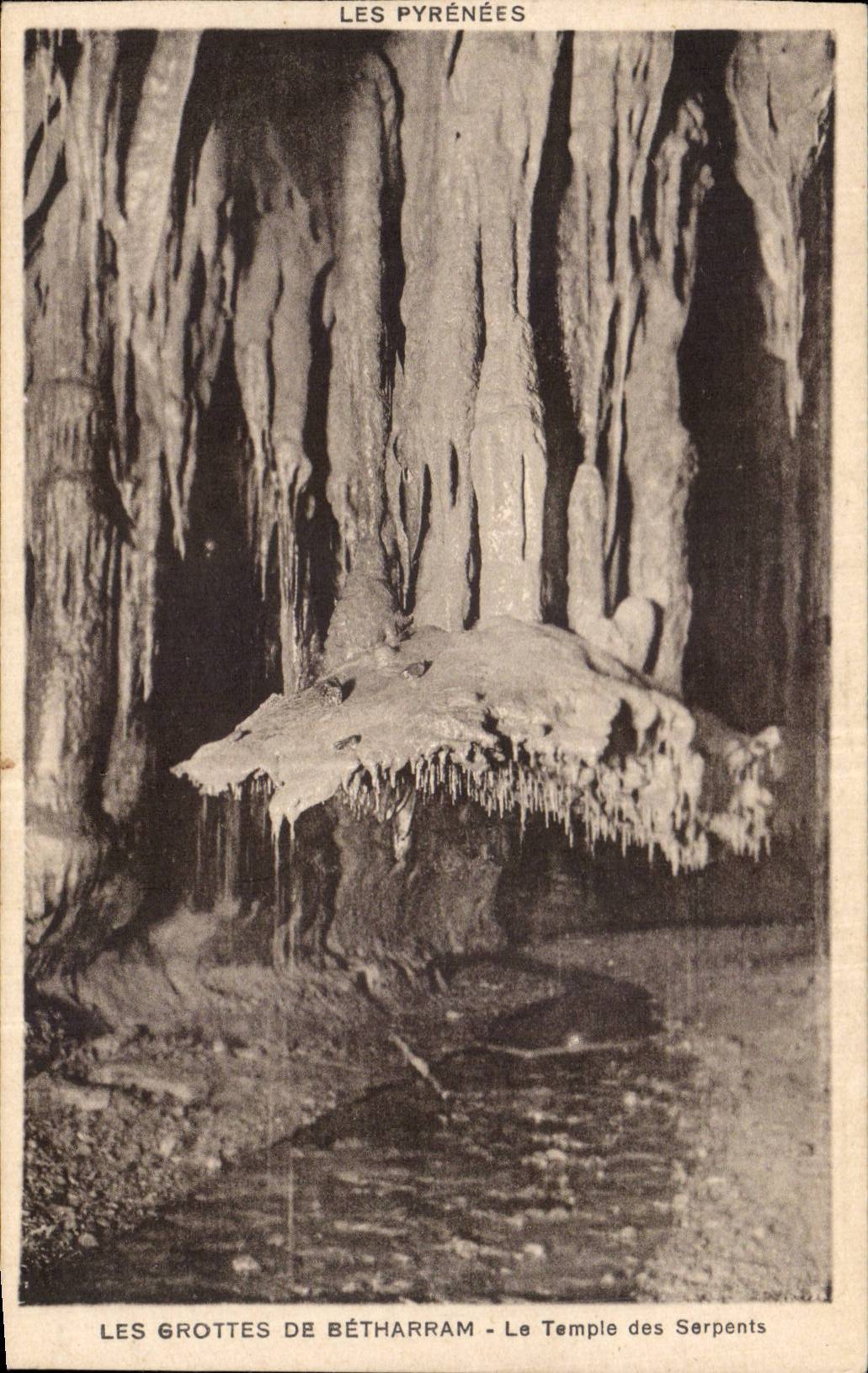 CPA Caves of Betharram the temple of the snakes