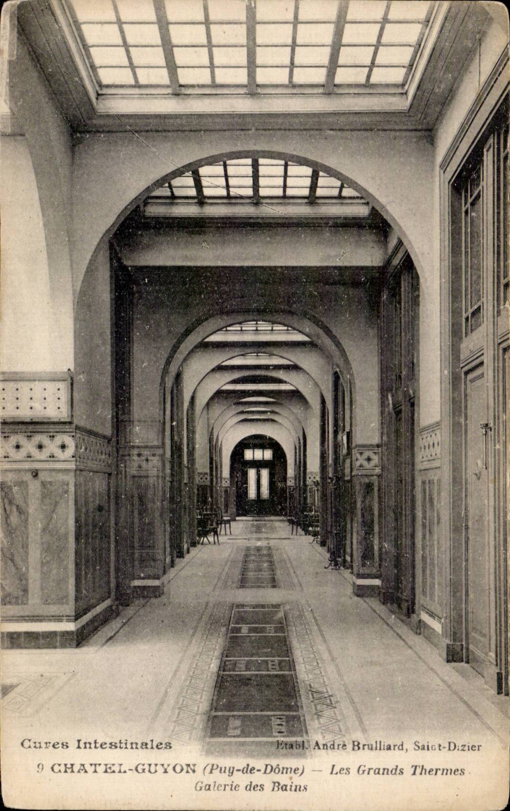 CPA Chatel Guyon la galeria termal grande de los banos de los banos