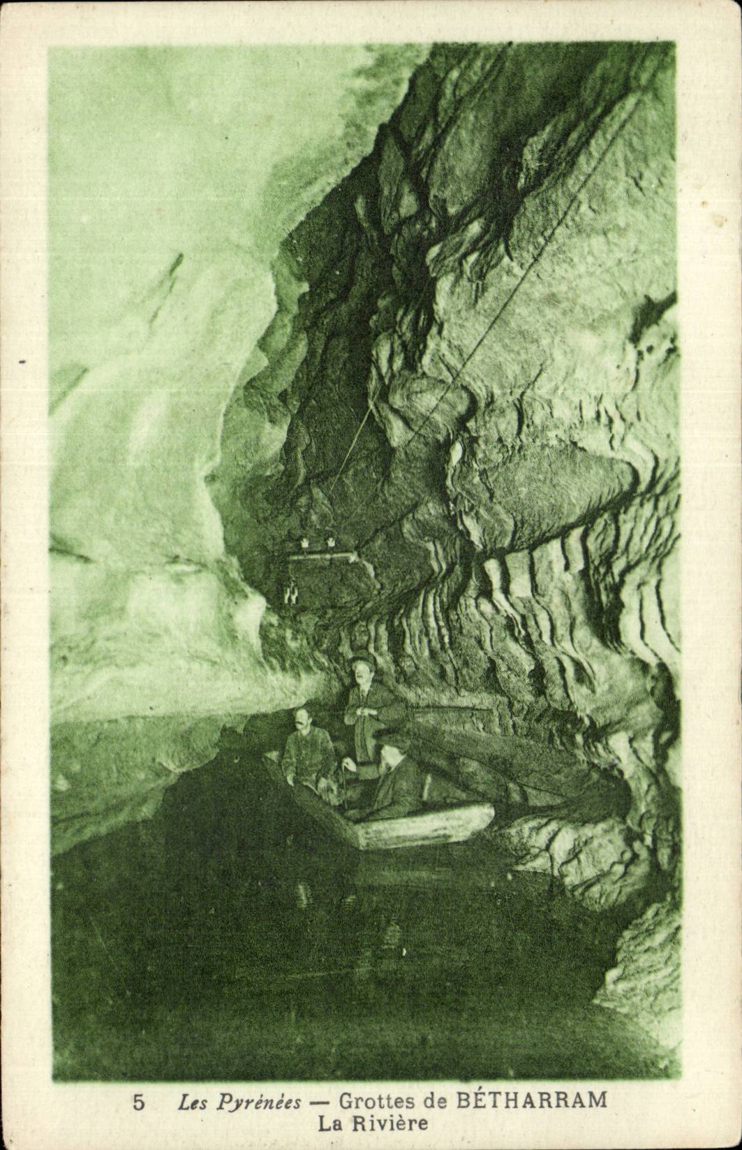 CPA Caves of Betharram the river