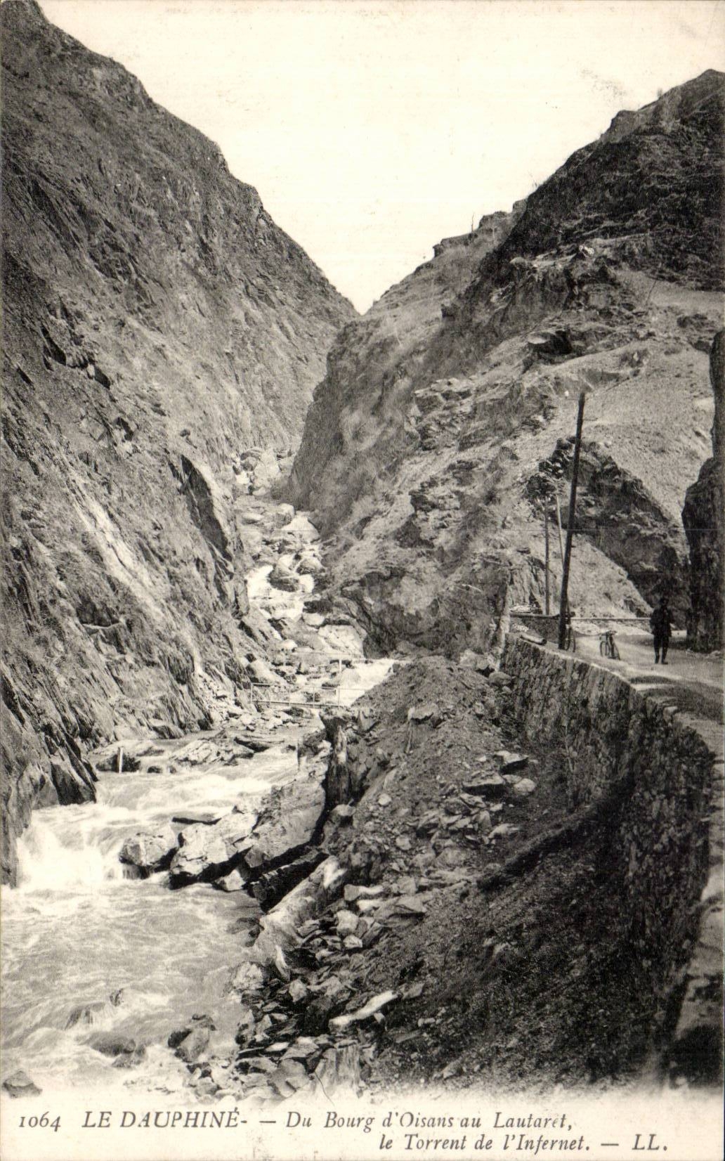 Dauphine CPA Of the Borough oisans in Lautaret the torrent of infernet