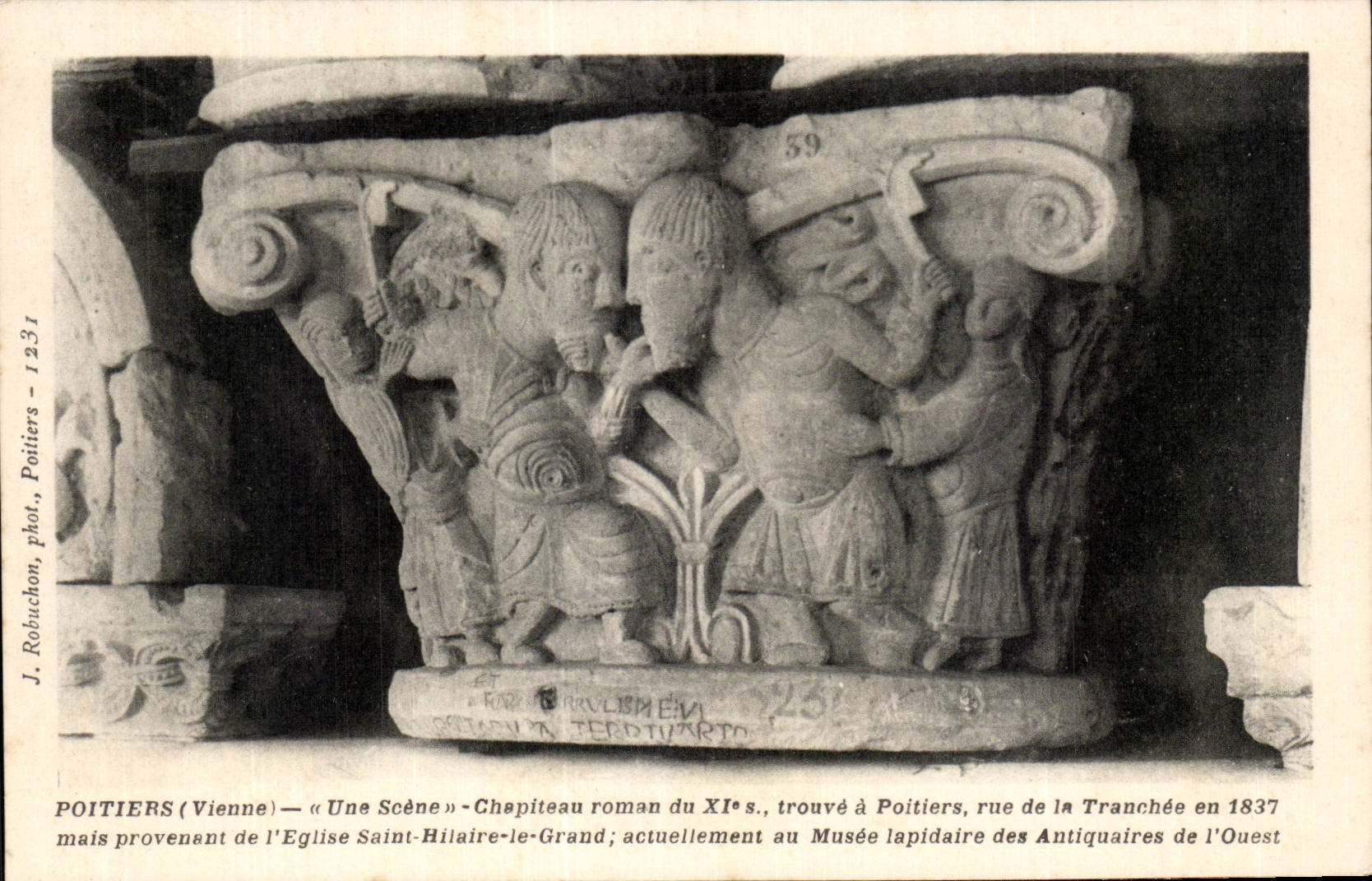 CPA Poitiers Romance a Chapiteau scene finds has Poitiers