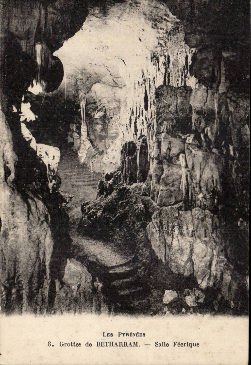 CPA Caves of fairy-like Betharram Room