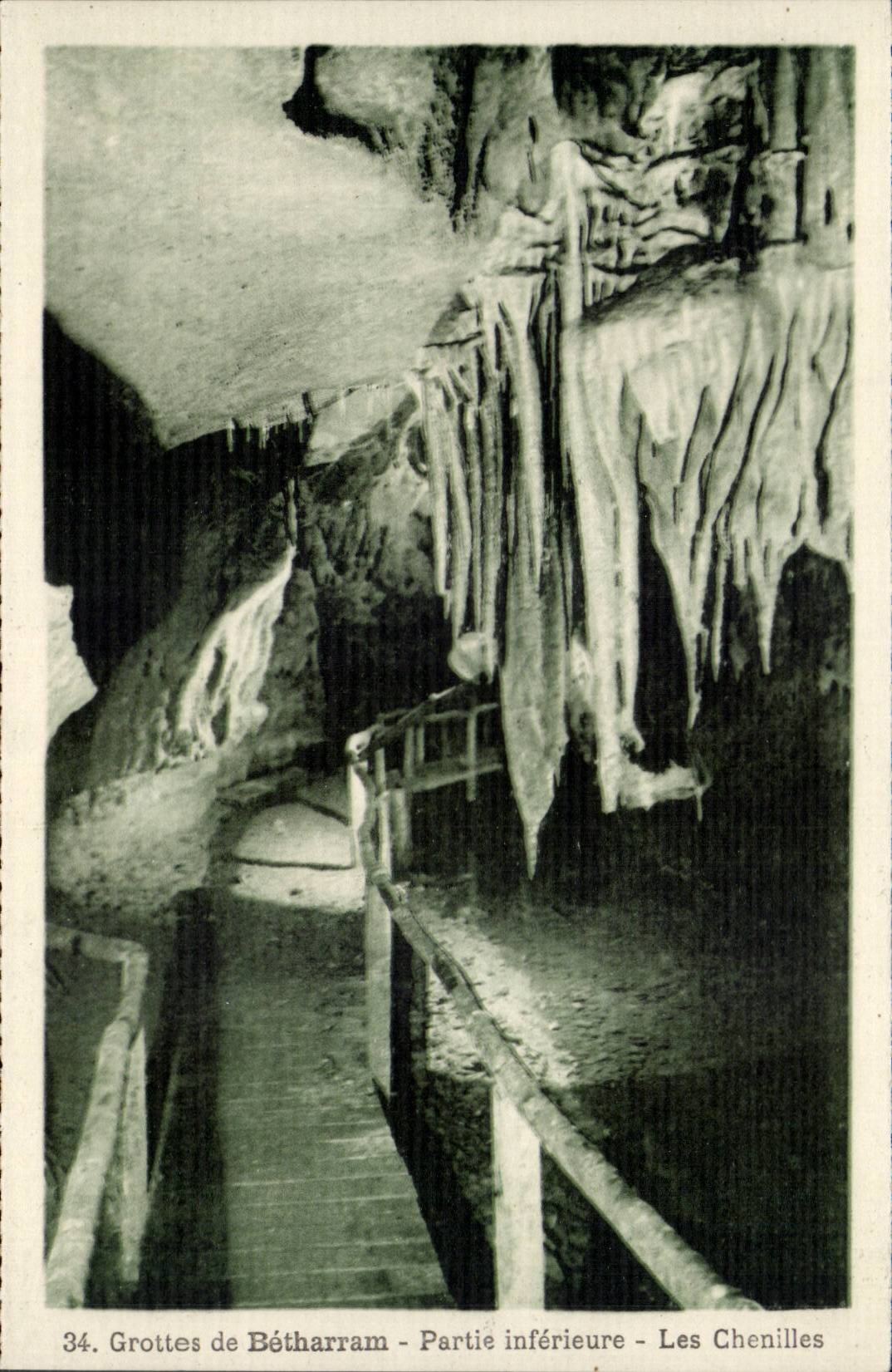 CPA Caves of Betharram Lower part laces