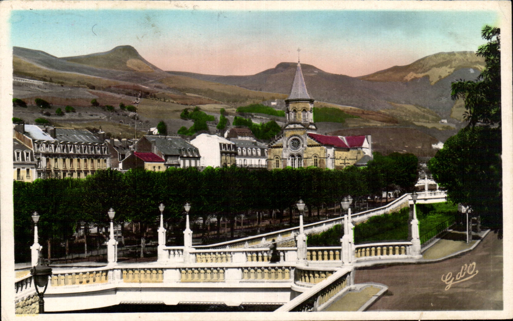 CPA Auvergne Bourboule Quays of the Dordogne Joffre Public garden